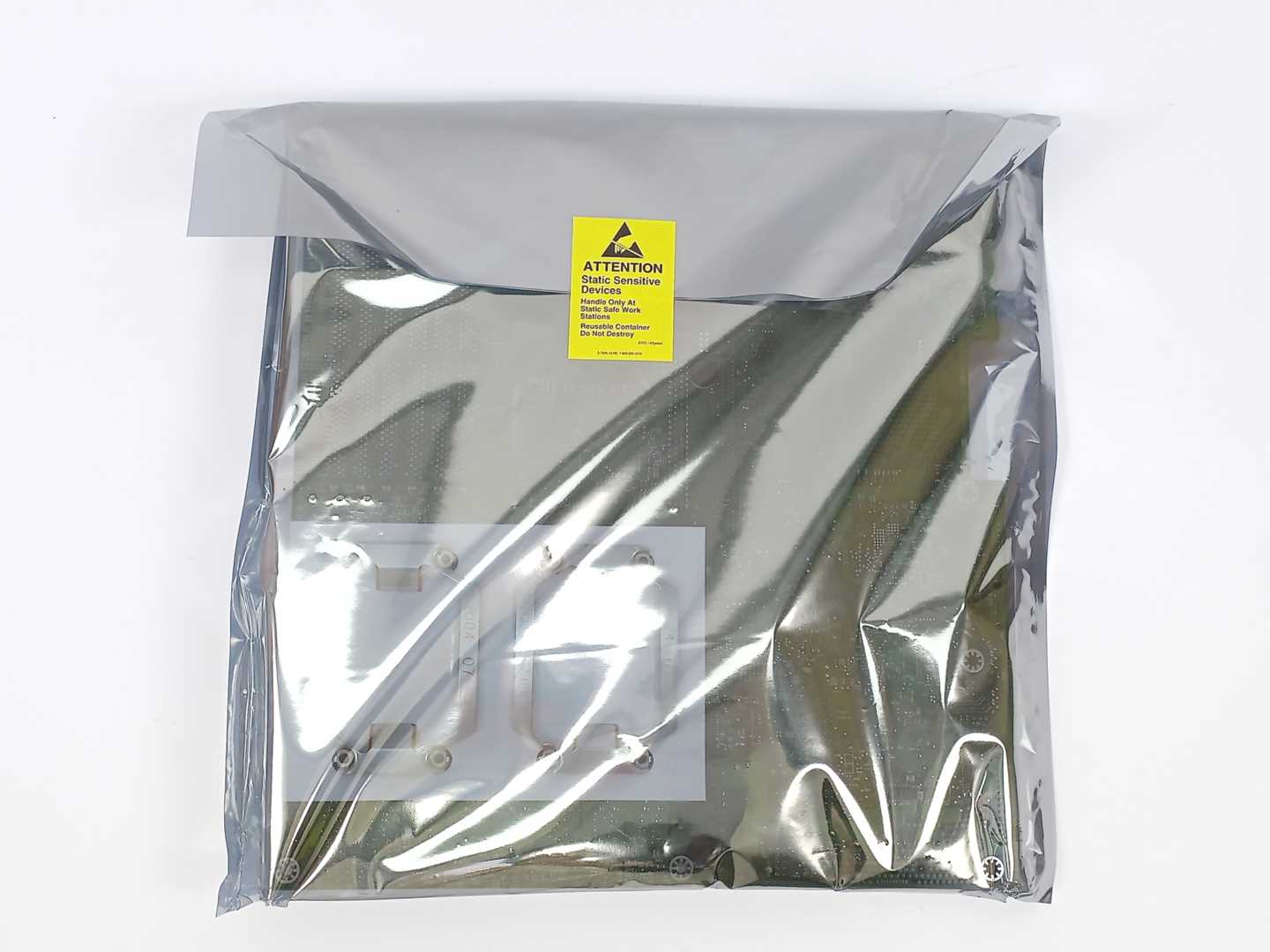 intel-se7520jr2-t0038602-c02-dual-socket-server-board_1.jpg Intel SE7520JR2 T0038602 C02 Dual Socket Server Board