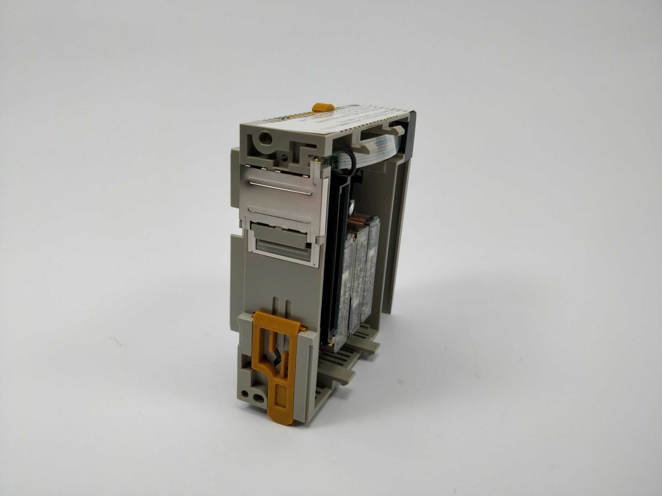 omron-cqm1-sf200-safety-relay-unit_3.jpg OMRON CQM1-SF200 Safety Relay Unit