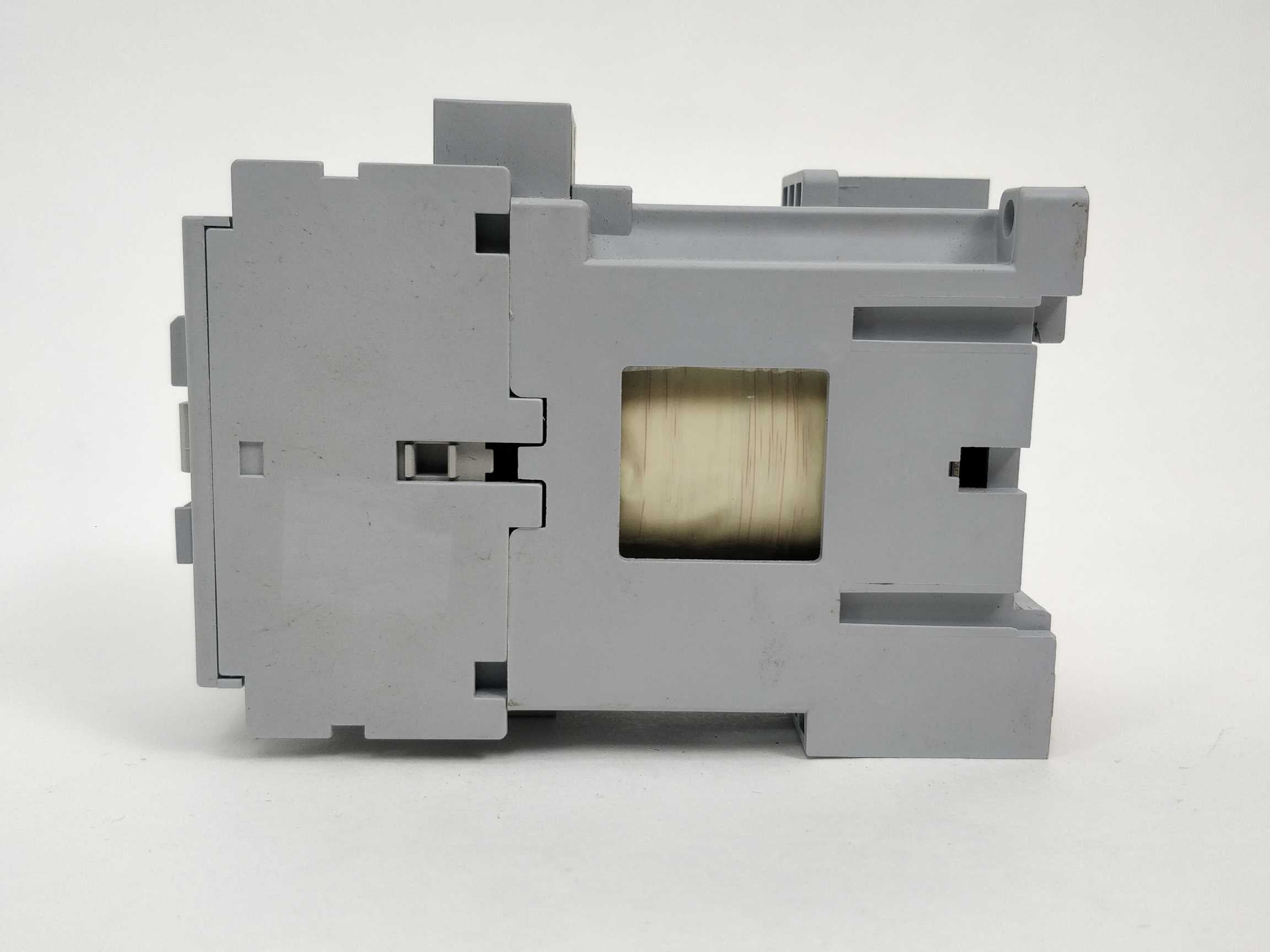 ab-100-c09d10-contactor-ser-a_3.jpg AB 100-C09D*10 Contactor Ser.A
