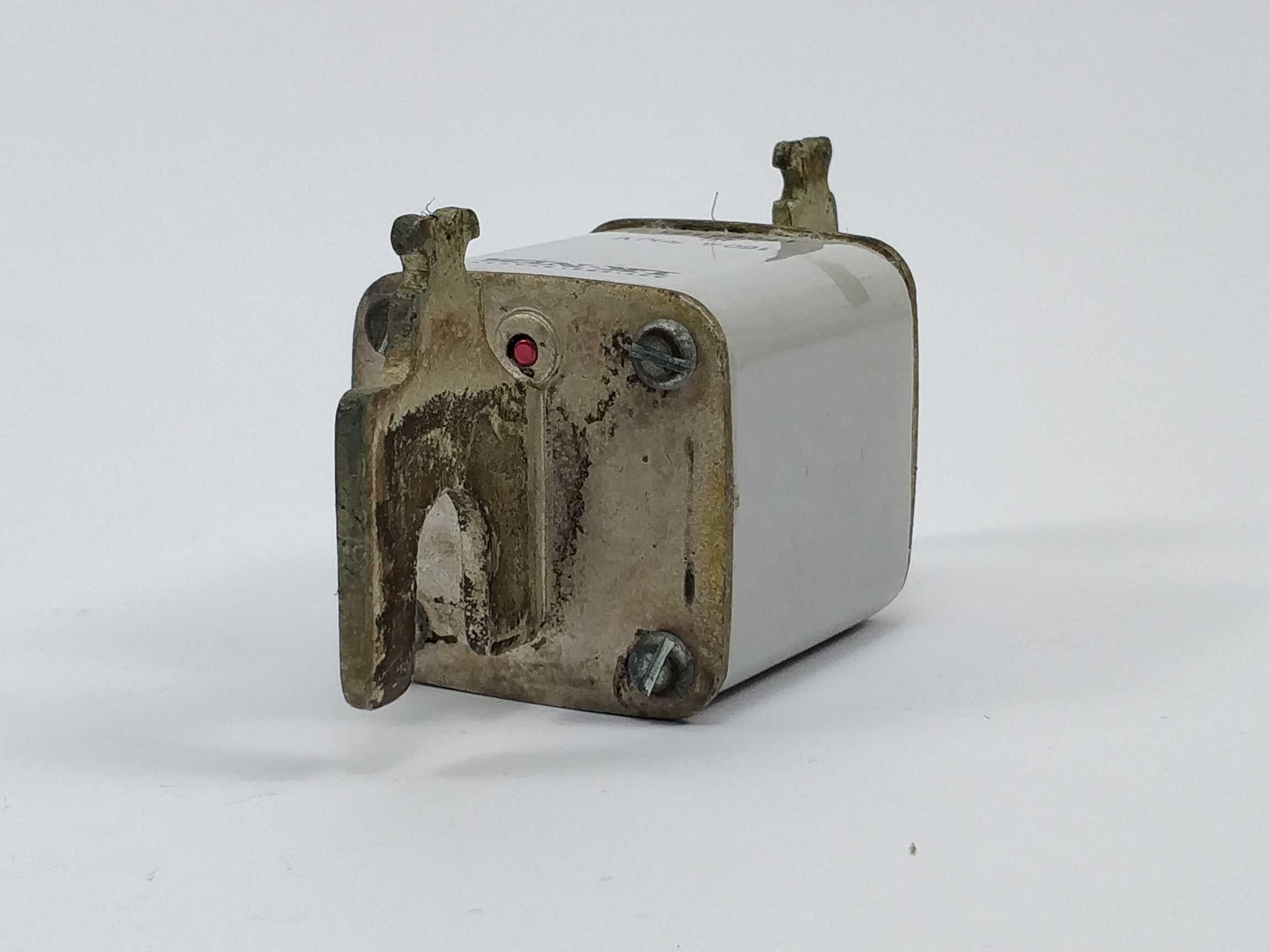 lk-bussmann-170e5121-fuse-160a-500v-hl_3.jpg LK/Bussmann 170E5121 Fuse 160A 500V HL