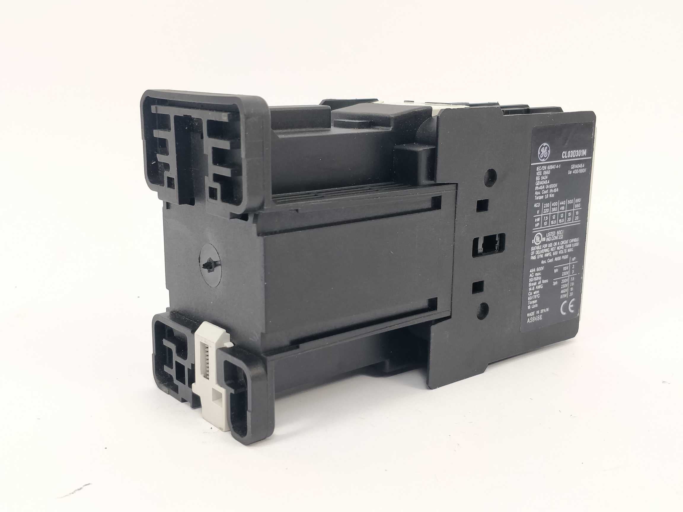 general-electric-cl03d301m-contactor_2.jpg General Electric CL03D301M Contactor
