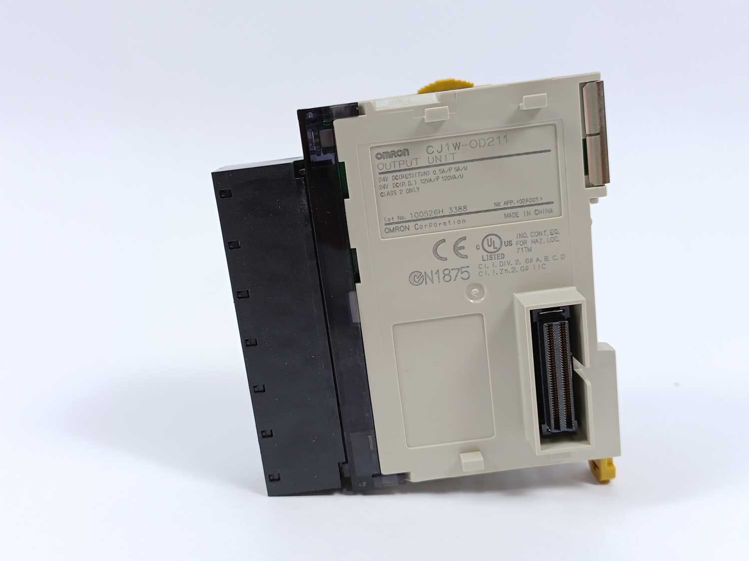 omron-cj1w-od211-digital-output-unit_2.jpg OMRON CJ1W-OD211 Digital Output Unit