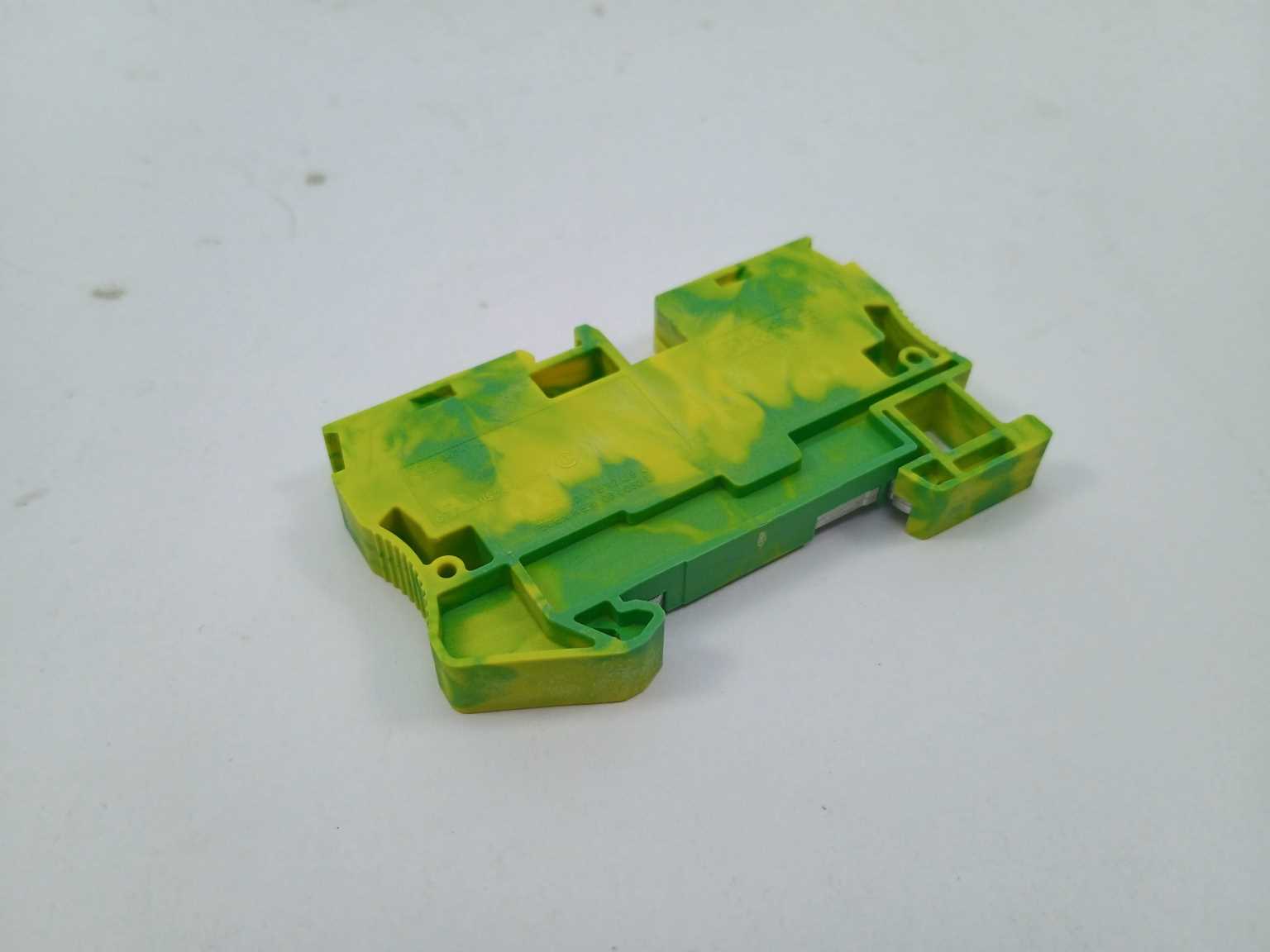 phoenix-contact-3031500-st-6-pe-terminal-blocks-47-pcs_2.jpg Phoenix Contact 3031500 ST 6-PE TERMINAL BLOCKS 47 Pcs. Online Hot Salg