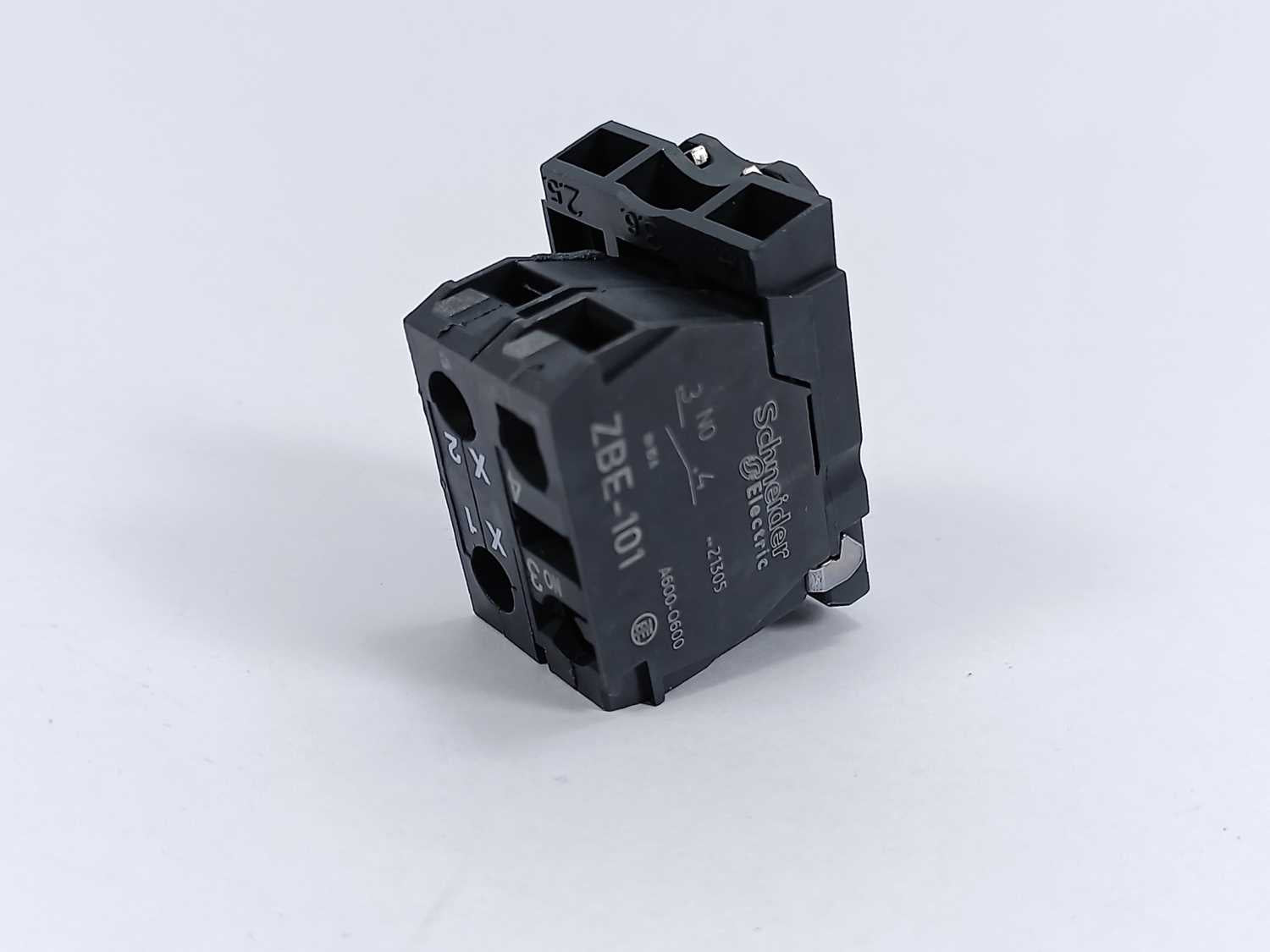schneider-electric-zb5aw061-light-block_2.jpg Schneider Electric ZB5AW061 Light Block