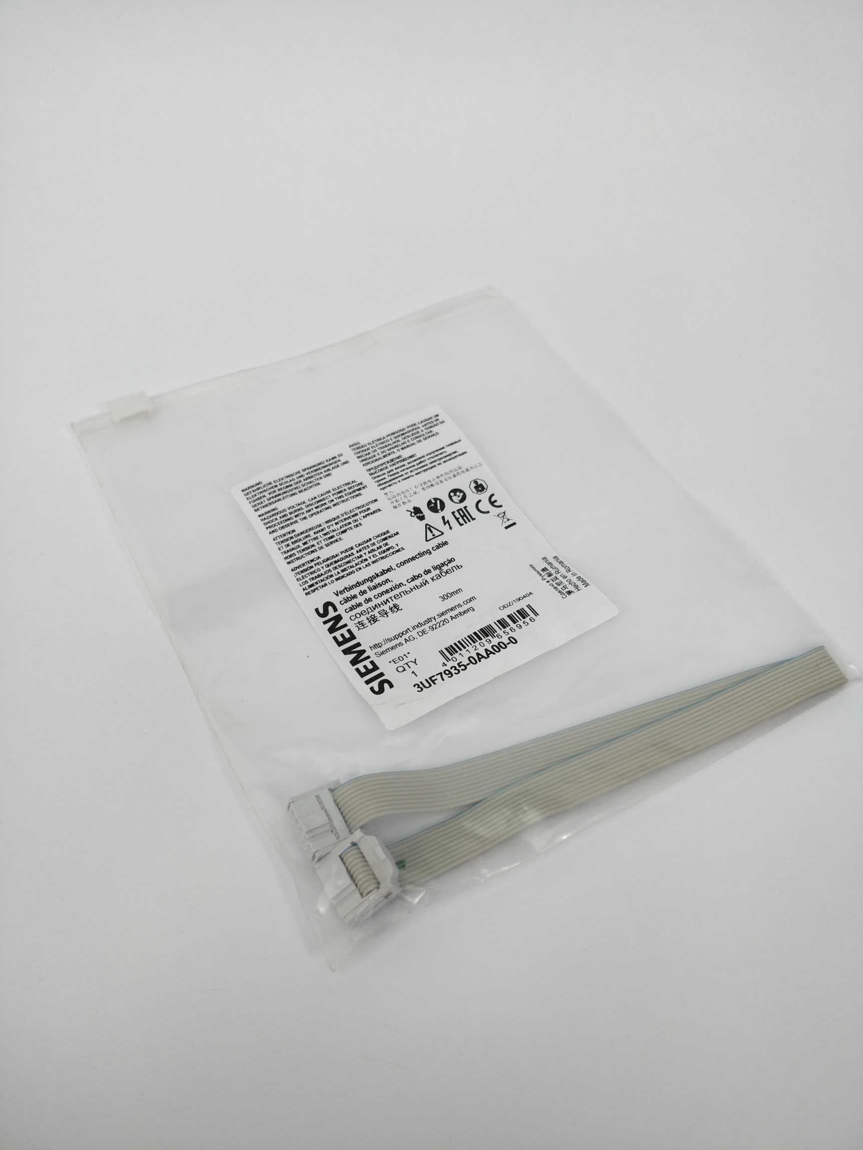 siemens-3uf7935-0aa00-0-connecting-cable-length-0-3-m-flat_0.jpg Siemens 3UF7935-0AA00-0 Connecting cable Length 0.3 m, flat