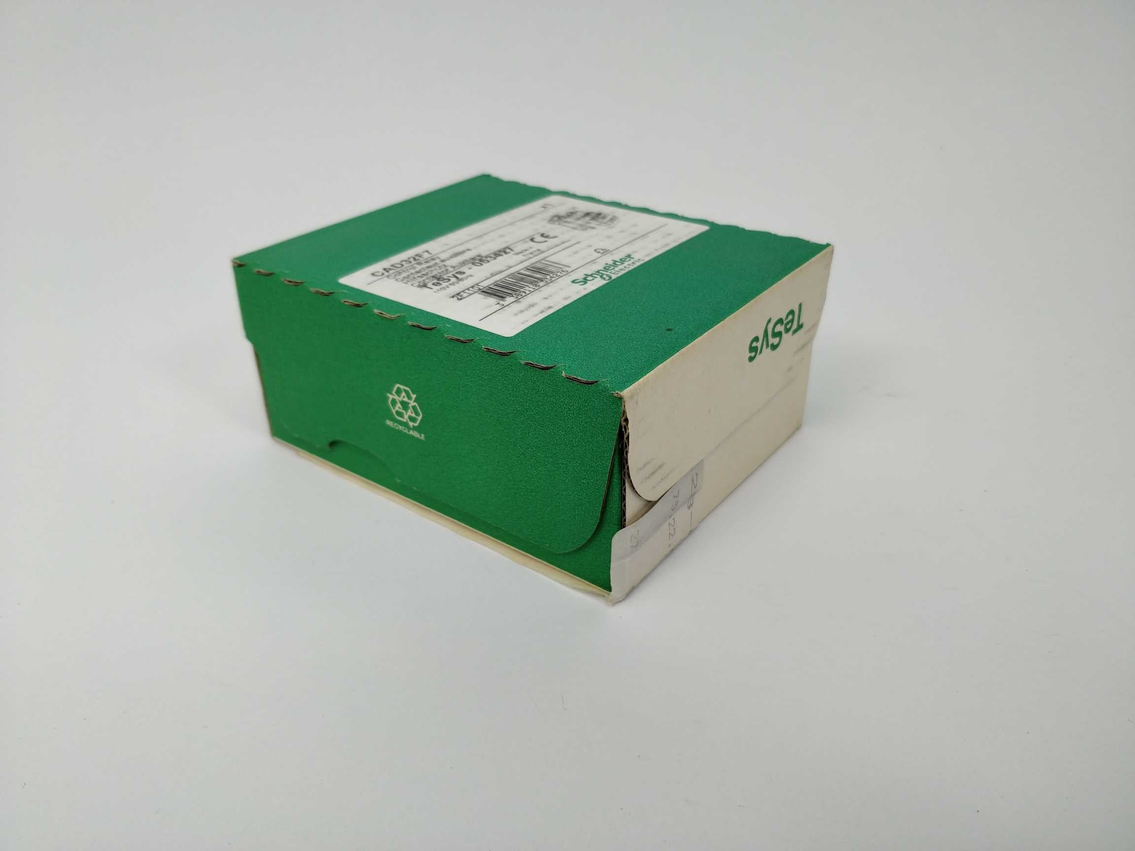 schneider-cad32f7-control-relay_2.jpg Schneider CAD32F7 Control relay