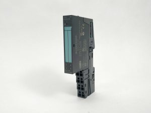 Siemens 6ES7 132-4BD30-0AB0 Digital output module & 6ES7193-4CB20-0AA0 Hot på udsalg