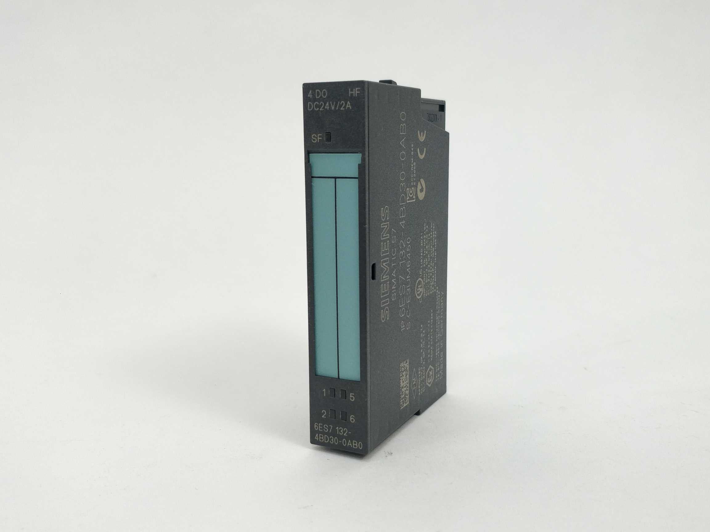 siemens-6es7-132-4bd30-0ab0-digital-output-module-6es7193-4cb20-0aa0_1.jpg Siemens 6ES7 132-4BD30-0AB0 Digital output module & 6ES7193-4CB20-0AA0 Hot på udsalg