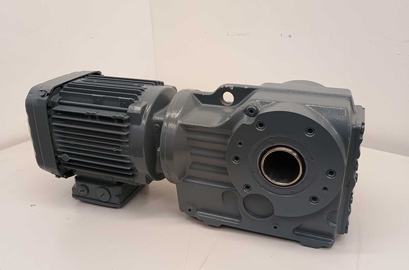SEW-EURODRIVE KT57/TDRN90S4 Gearmotor