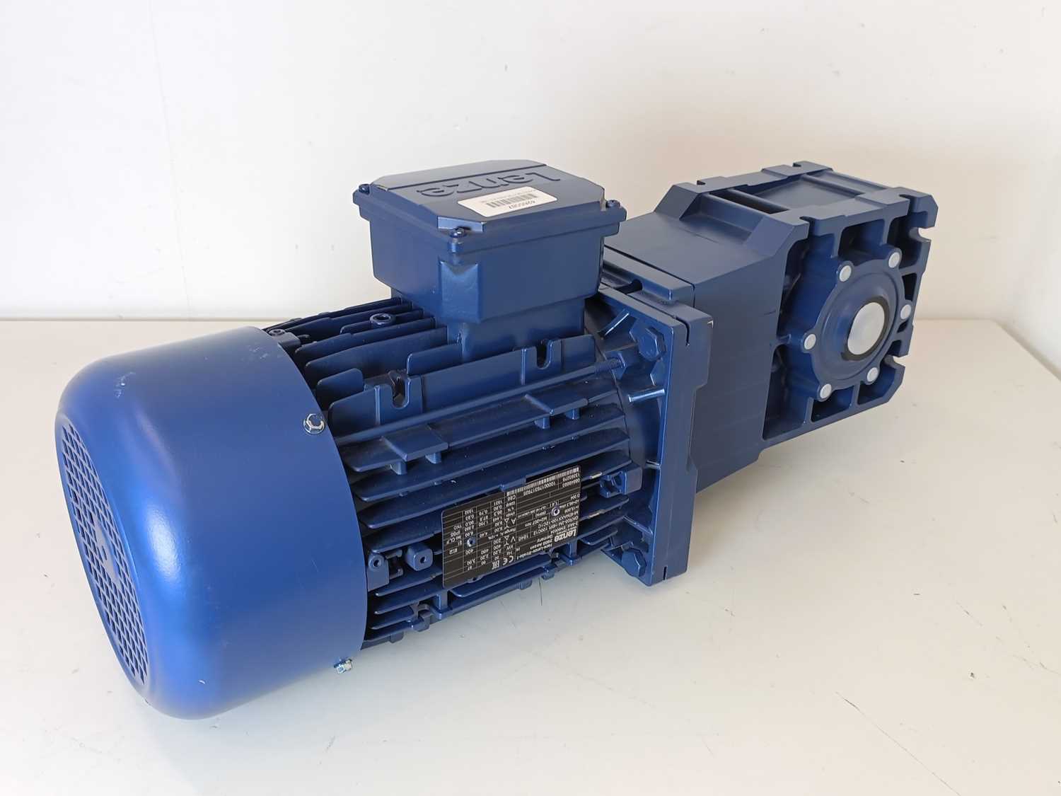 lenze-gkr05-2m-hbr-100c12-mhemaxx100-12c1c_1.jpg LENZE GKR05-2M HBR 100C12 MHEMAXX100-12C1C