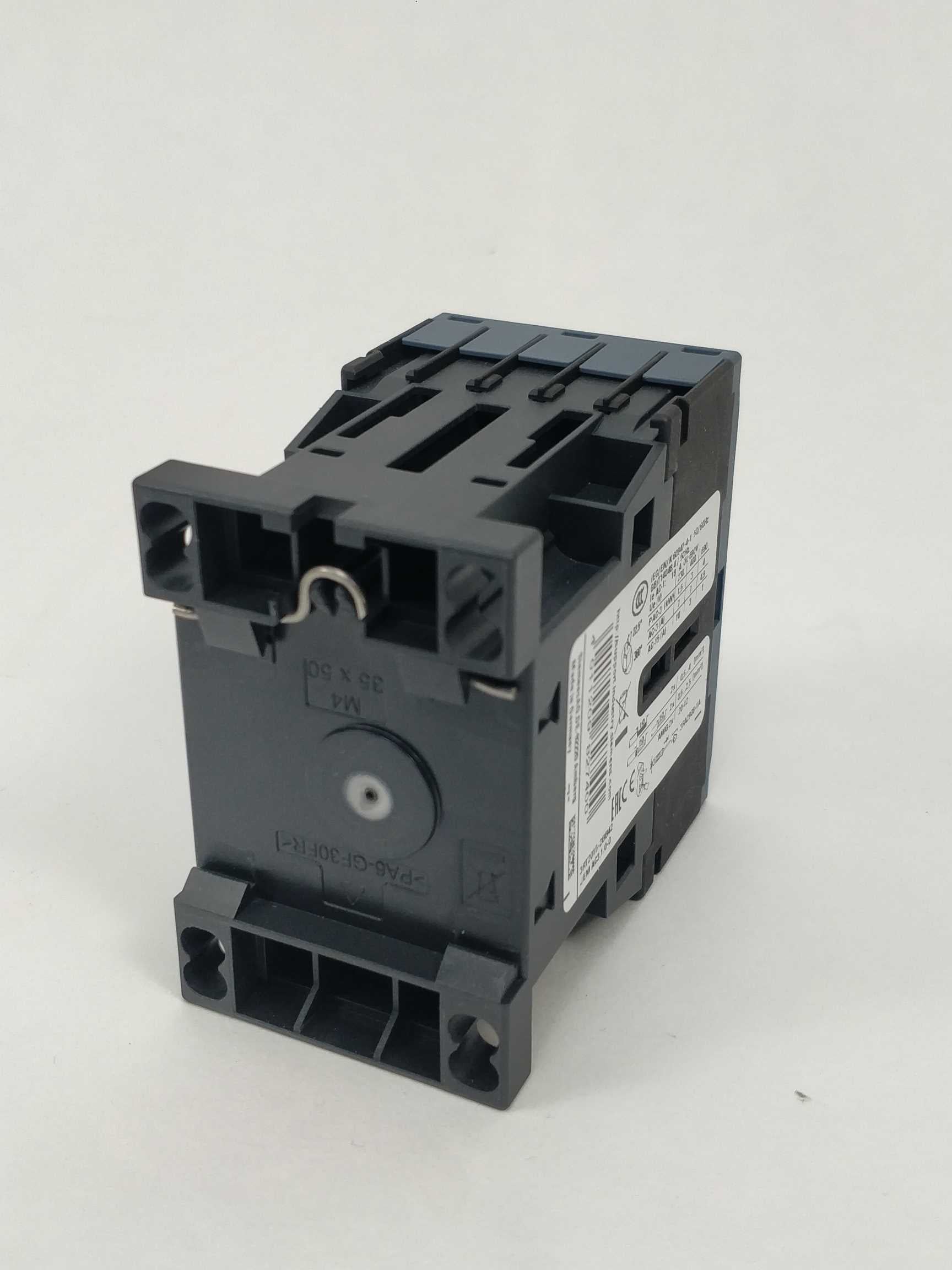 siemens-3rt2015-2bb42-power-contactor_1.jpg Siemens 3RT2015-2BB42 Power contactor