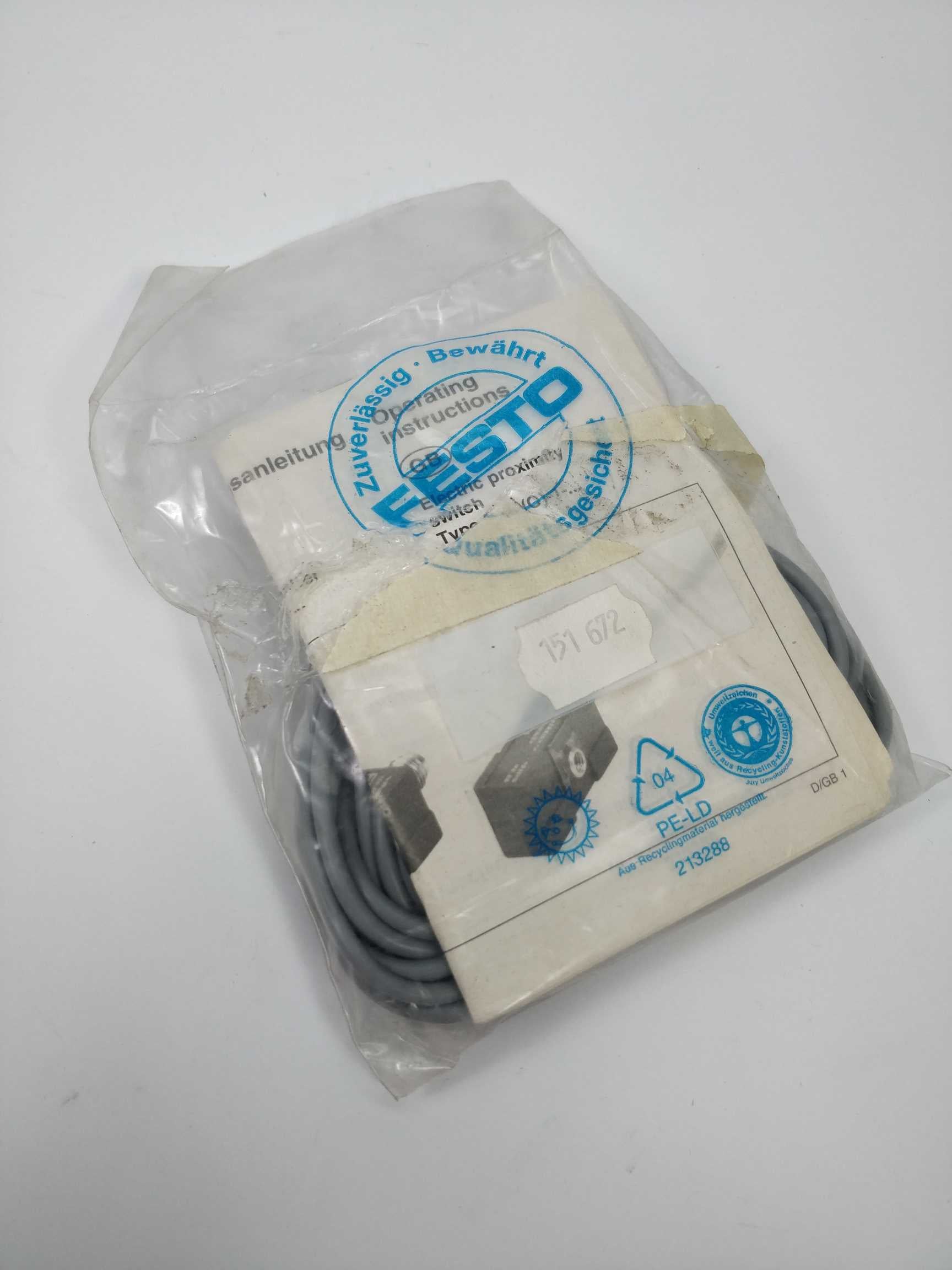 festo-151672-smeo-1-led-24k5b-proximity-switch_0.jpg Festo 151672 SMEO-1-LED-24K5B Proximity switch