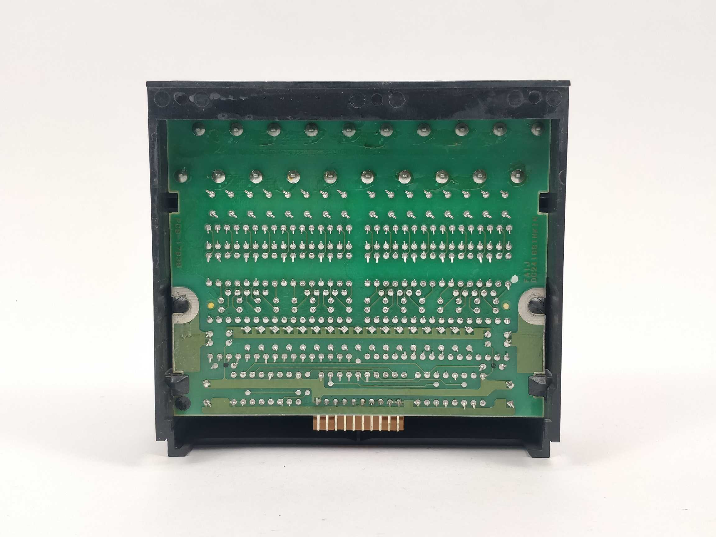 Idec PFJ-N162U FA-1J 16-DC Input Unit(SINK) på udsalg