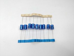 Philips 67-072-02 Capacitor 22uF 63V på udsalg