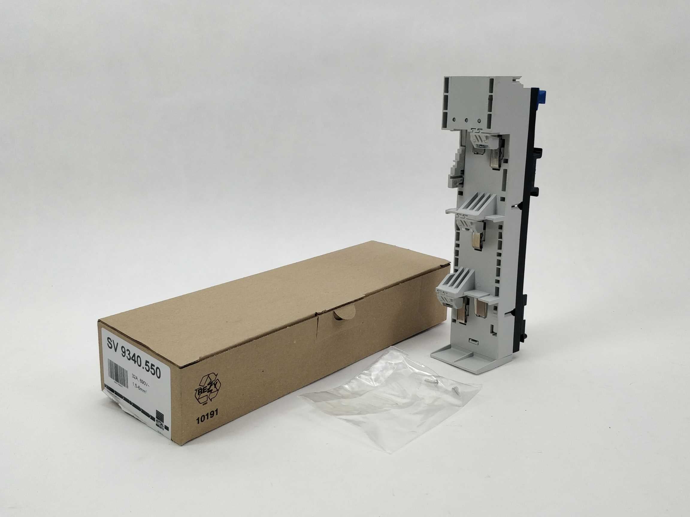 rittal-sv-9340-550-om-adapter_3.jpg Rittal SV 9340.550 OM ADAPTER
