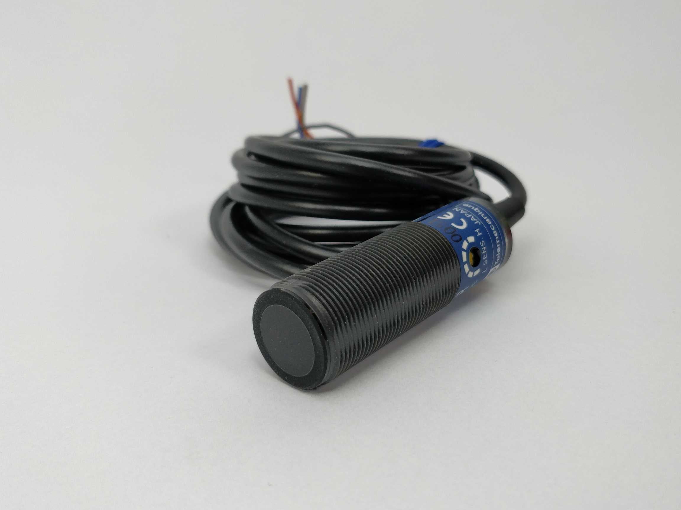 telemecanique-xu2b18pp340r-photoelectric-sensor_2.jpg TELEMECANIQUE XU2B18PP340R Photoelectric Sensor