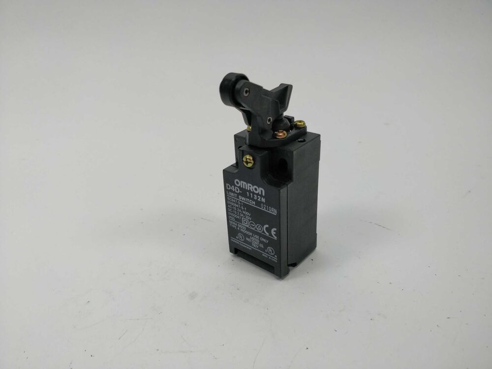 omron-d4d-1132n-limit-switch_1.jpg OMRON D4D-1132N Limit switch