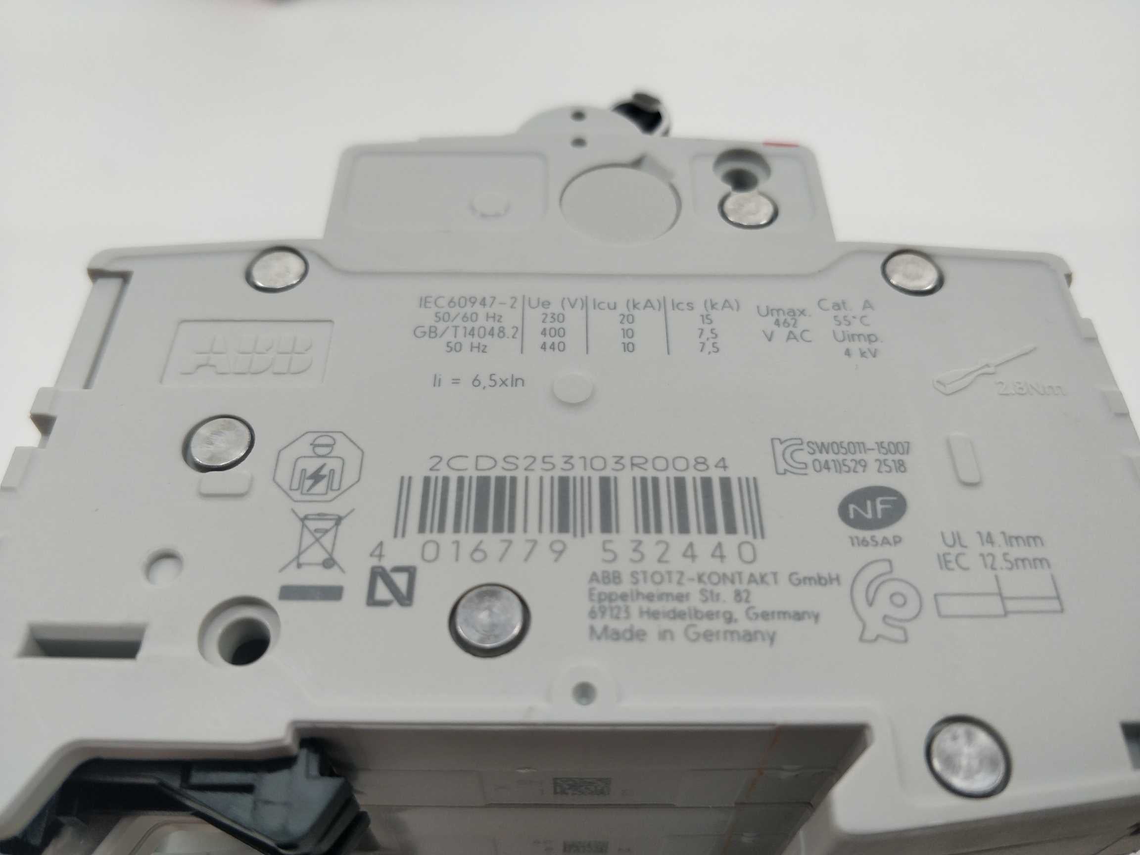 ABB 2CDS253103R0084 S203-C8NA Miniature Circuit Breaker - 3+NP - C - 8 A Online nu