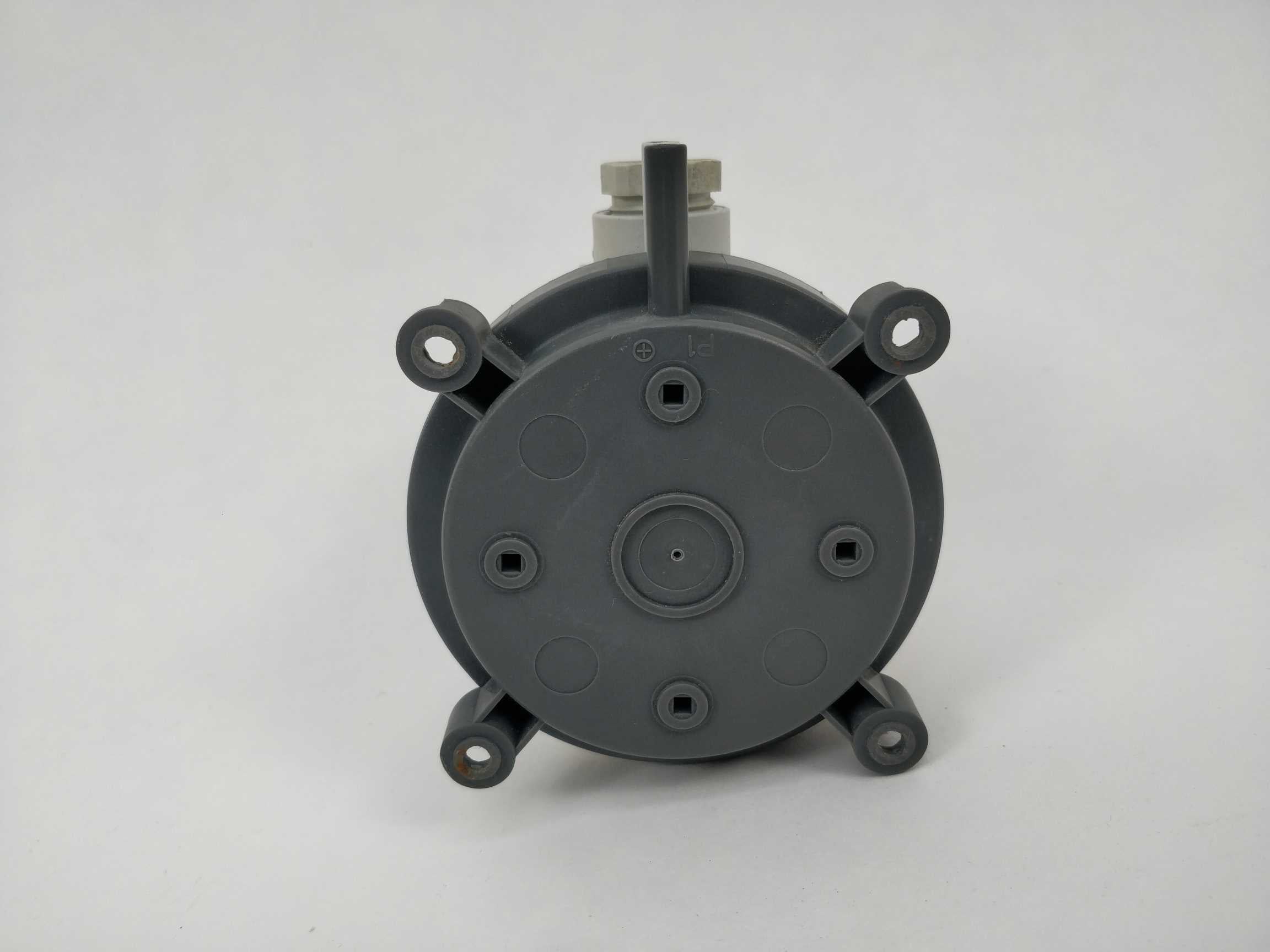 Dwyer ADPS-05-2-W-C Adjustable Differential Pressure Switch Online Hot Salg