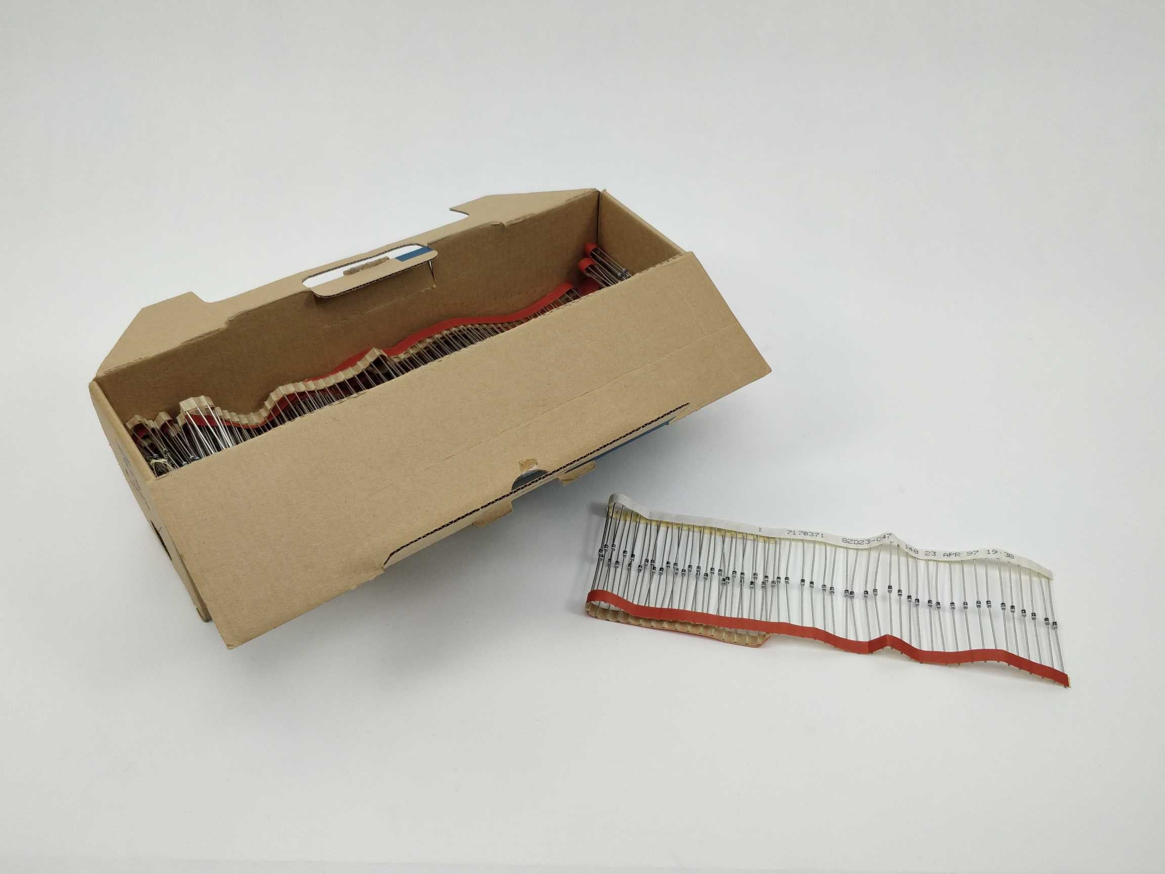 Philips Semiconductors BZD23-C47 933753550133 Diode, Type: BZD23-C47