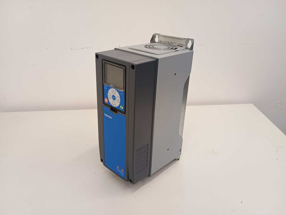 danfoss-135u5652-vacon-100-flow-vacon0100-3l-0005-5-flowip54fl03dpapdlnl_1.jpg Danfoss 135U5652 VACON 100 FLOW VACON0100-3L-0005-5-FLOW+IP54+FL03+DPAP+DLNL