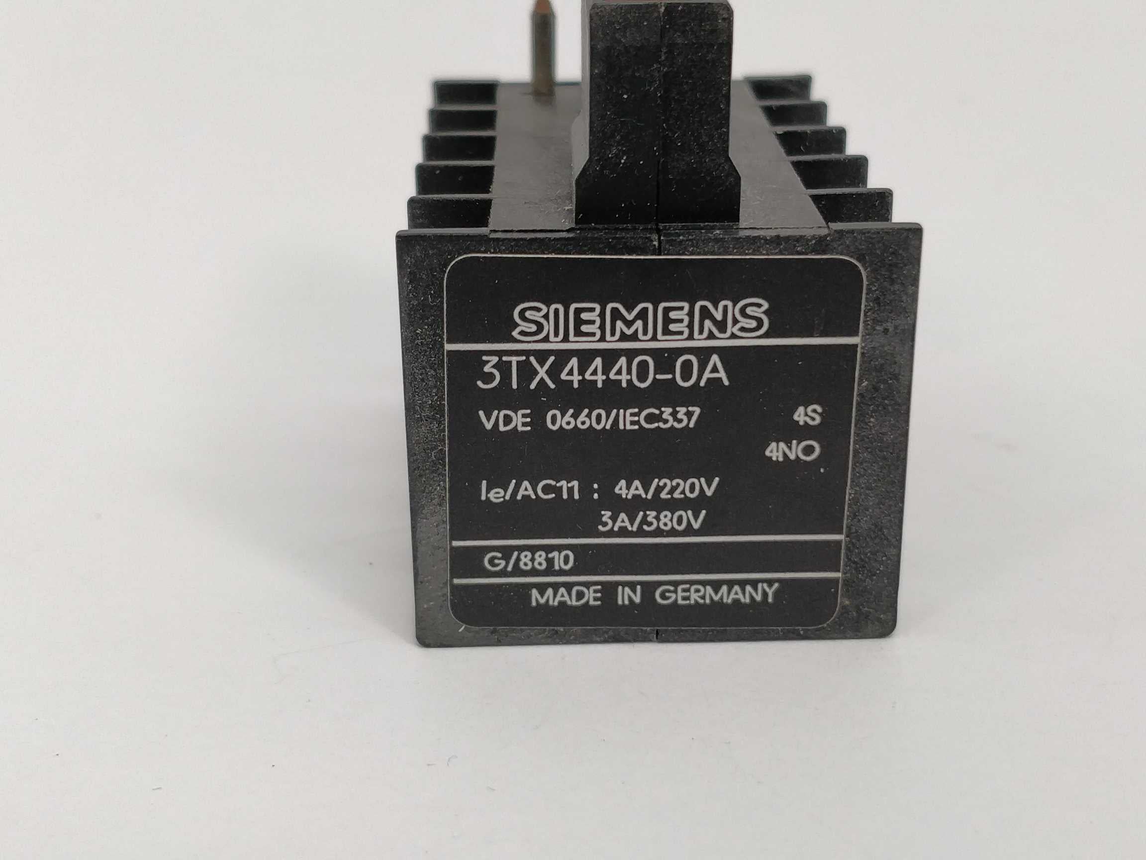 siemens-3tx4440-0a-auxiliary-switch-block-4a-220v_3.jpg Siemens 3TX4440-0A Auxiliary switch block 4A/ 220V