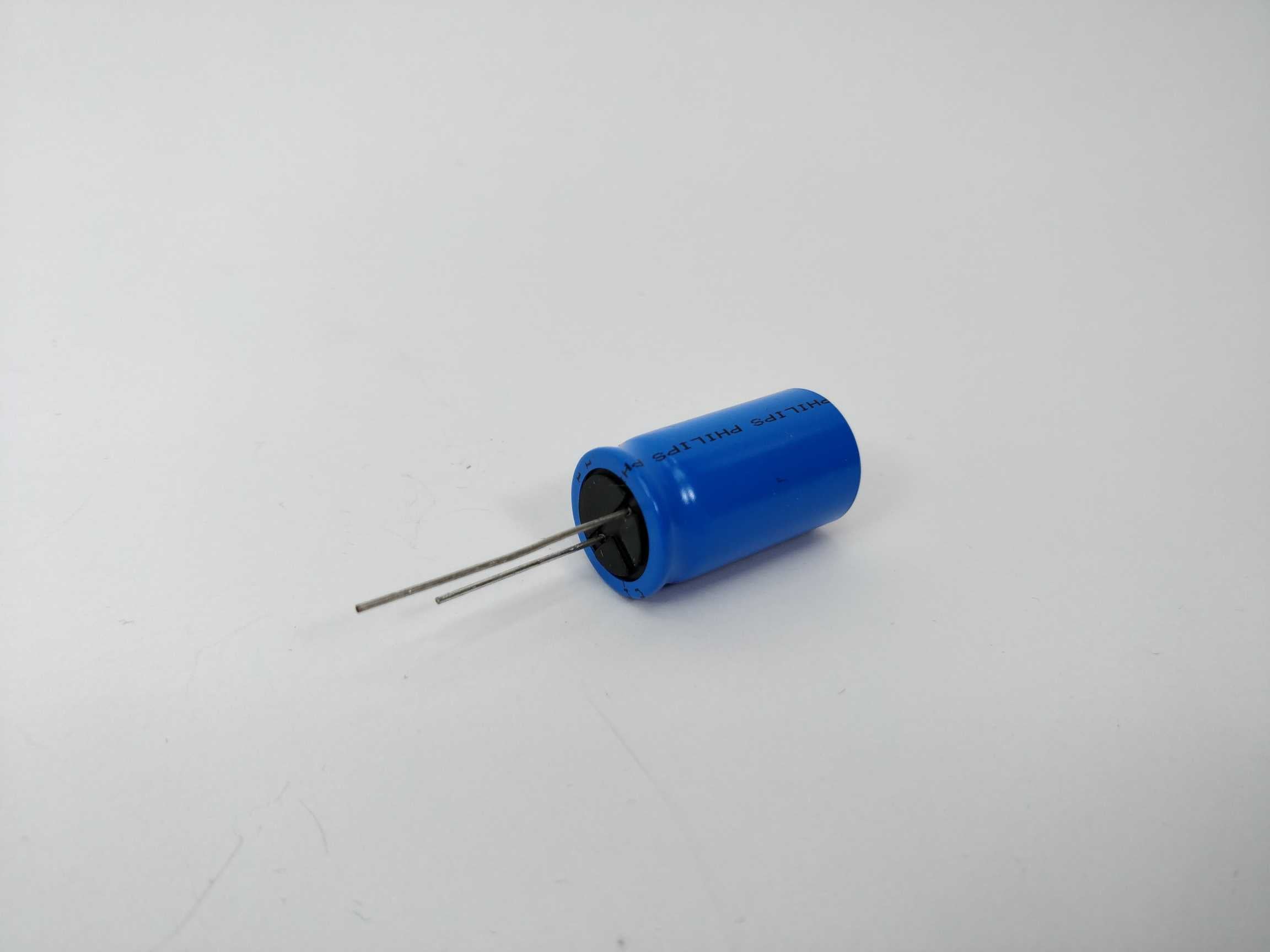 philips-222213699475-capacitor-470uf-100v-1831-3-pieces_2.jpg Philips 222213699475 Capacitor 470uF 100V-1831 3 Pieces