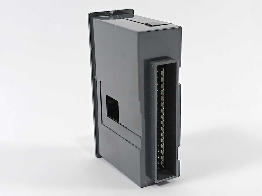 Idec Izumi PFA-1M24U FA Series Memory Pack Online nu