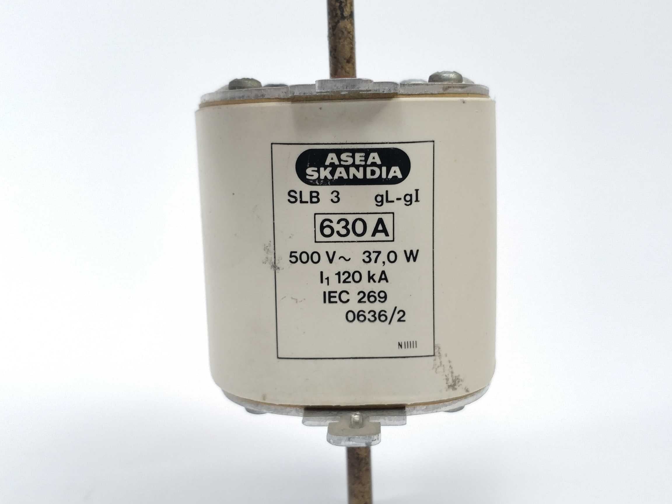 asea-skandia-fuse-slb3-630a-500v37-0w-gl-120ka_2.jpg Asea Skandia Fuse SLB3 630A 500V~37.0W gL 120kA på udsalg