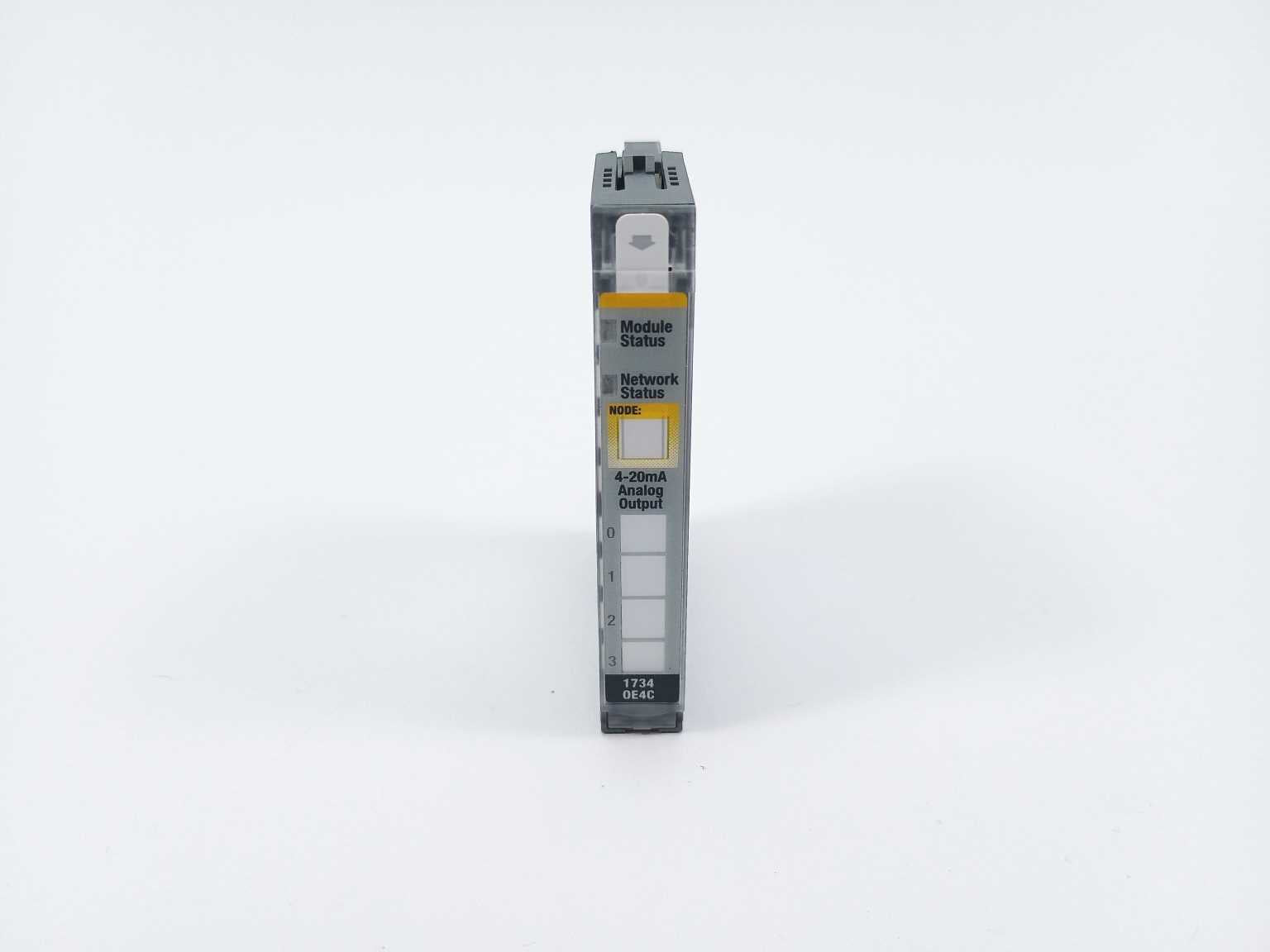 ab-1734-oe4c-4-point-analog-output-module-ser-c-fw-3-004_3.jpg AB 1734-OE4C 4 Point Analog Output Module Ser C FW 3.004