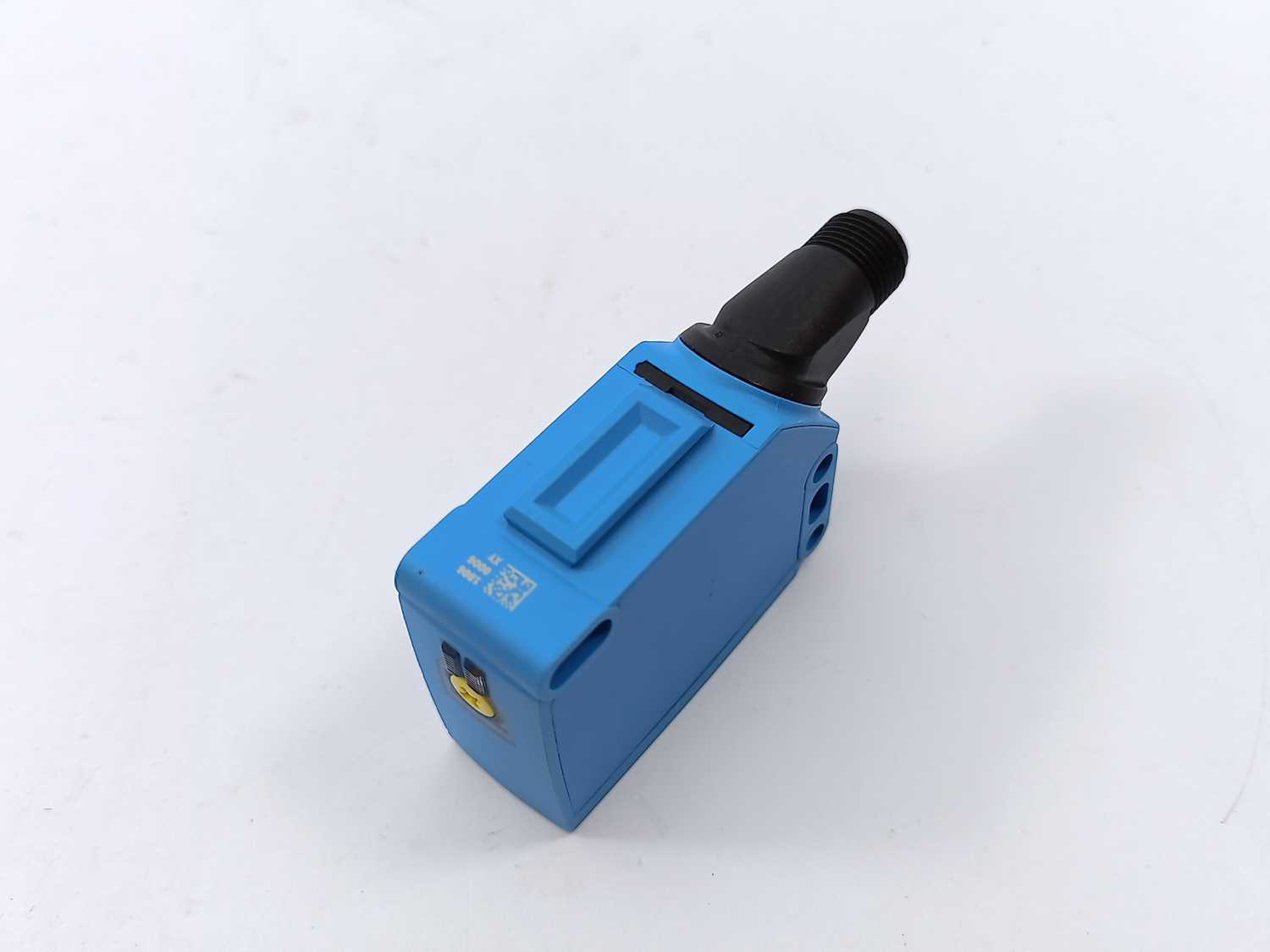 sick-1218670-wtl16p-24161120a00-photoelectric-sensor_1.jpg SICK 1218670 WTL16P-24161120A00 Photoelectric Sensor