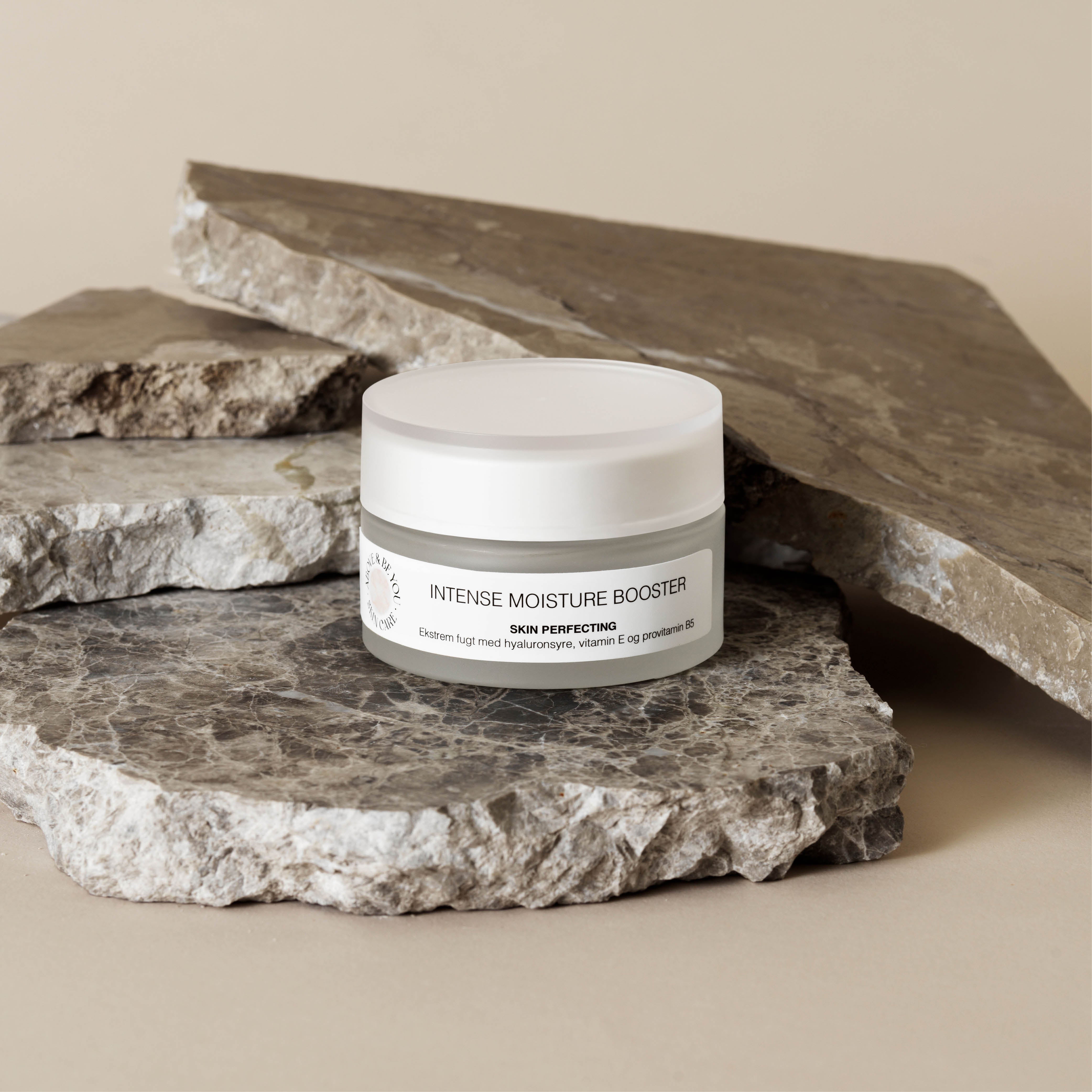 Above & Be You Intense Moisture Booster Online salg