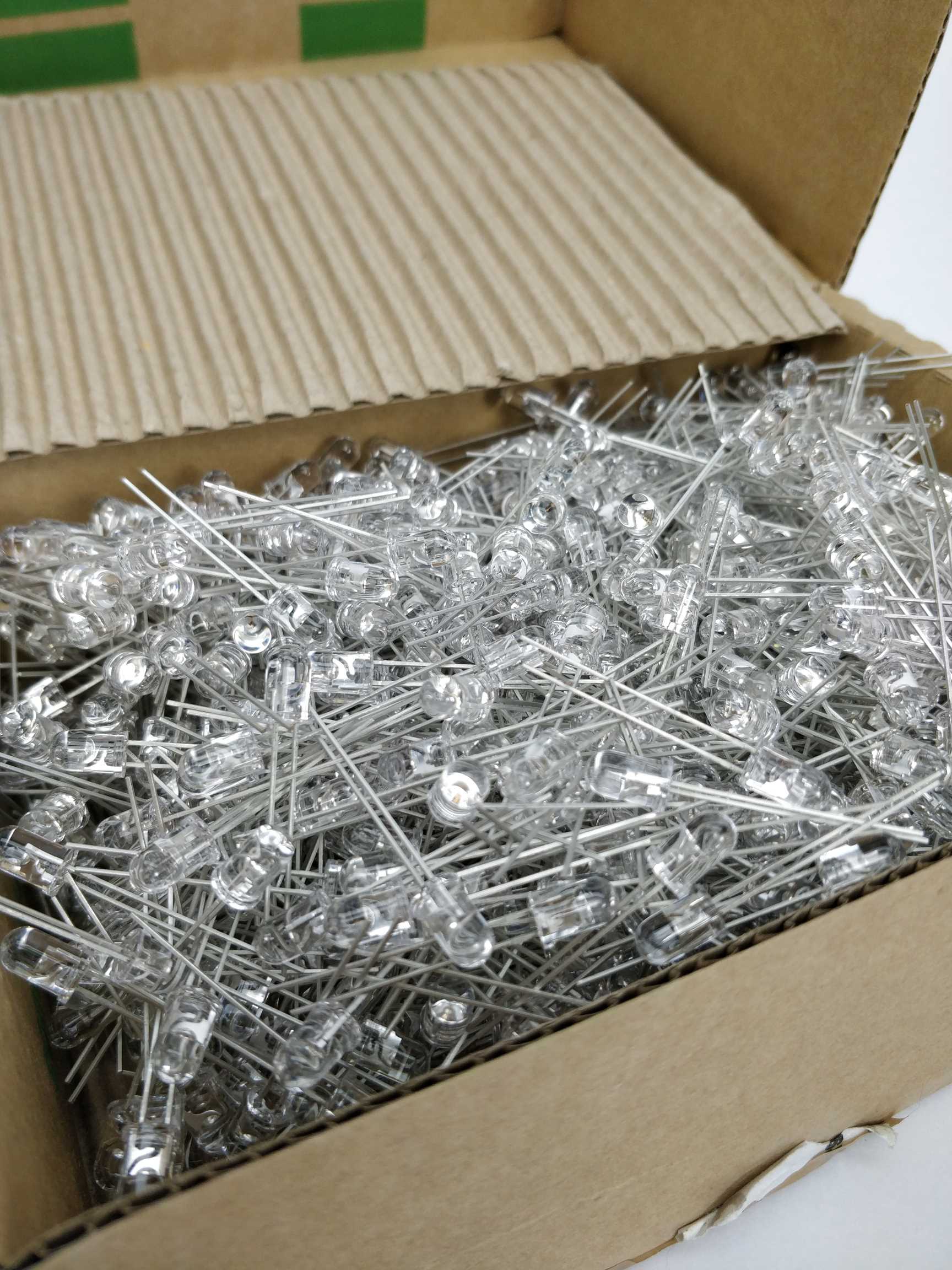 osram-opto-semiconductors-ls-5436-uaw-1-standard-leds-1000pcs_1.jpg OSRAM Opto Semiconductors LS 5436-UAW-1 Standard LEDs 1000Pcs.