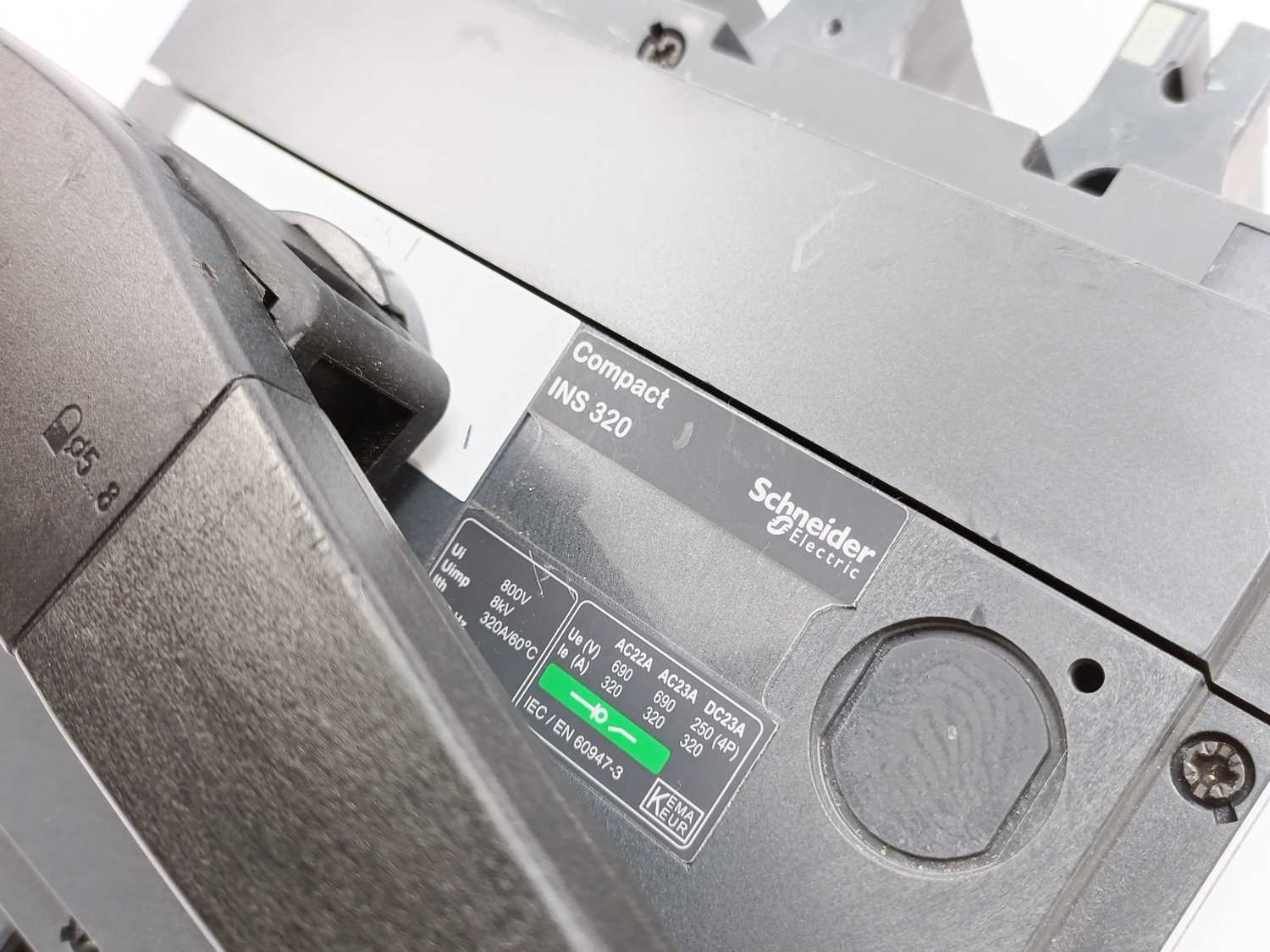 schneider-electric-ins320-switch-disconnector-800v-8kv-320a_3.jpg Schneider Electric INS320 Switch Disconnector 800V 8kV 320A