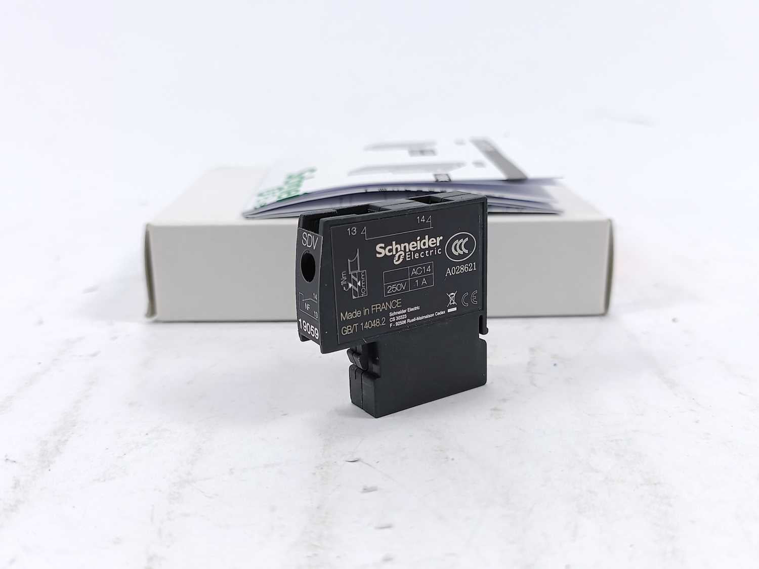 Schneider Electric 19059 Fault Indicating Switch Online salg