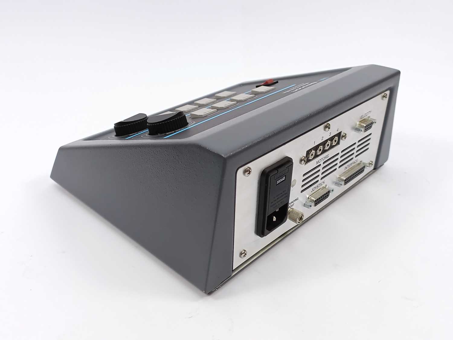 Newport 860-C2 2-Axis Motion Controller System Levere