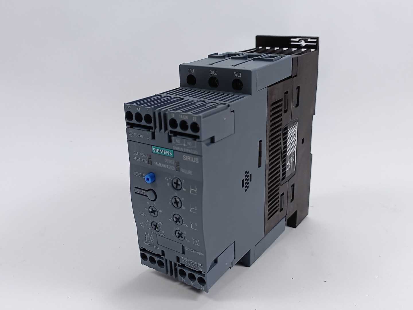 siemens-3rw4037-1bb14-sirius-soft-starter-ac-semiconductor-motor-starter_1.jpg Siemens 3RW4037-1BB14 SIRIUS Soft Starter AC Semiconductor Motor Starter