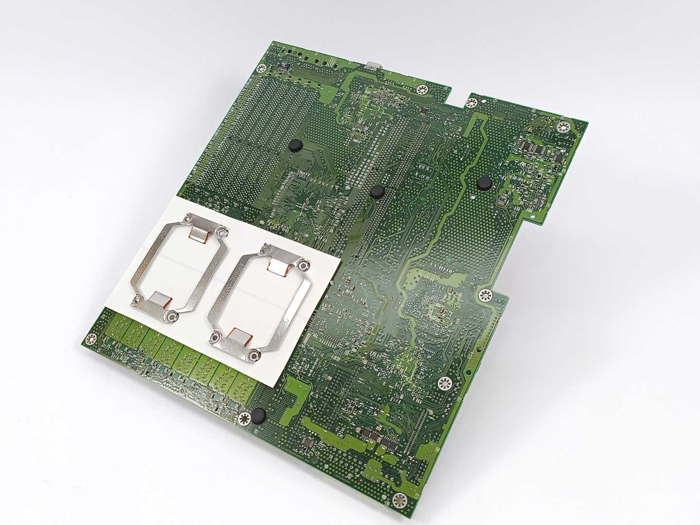 intel-se7520jr2-t0038602-c03-dual-socket-server-board_1.jpg Intel SE7520JR2 T0038602 C03 Dual Socket Server Board Online salg