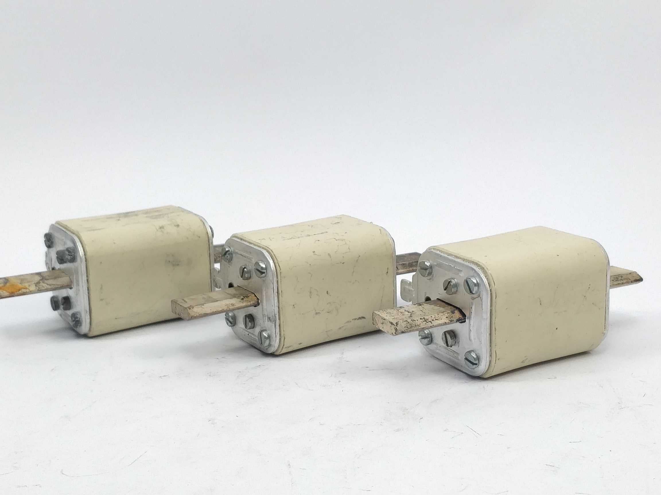 Elco Fuse 100A 500V gL 100kA 3 Pcs. Online salg