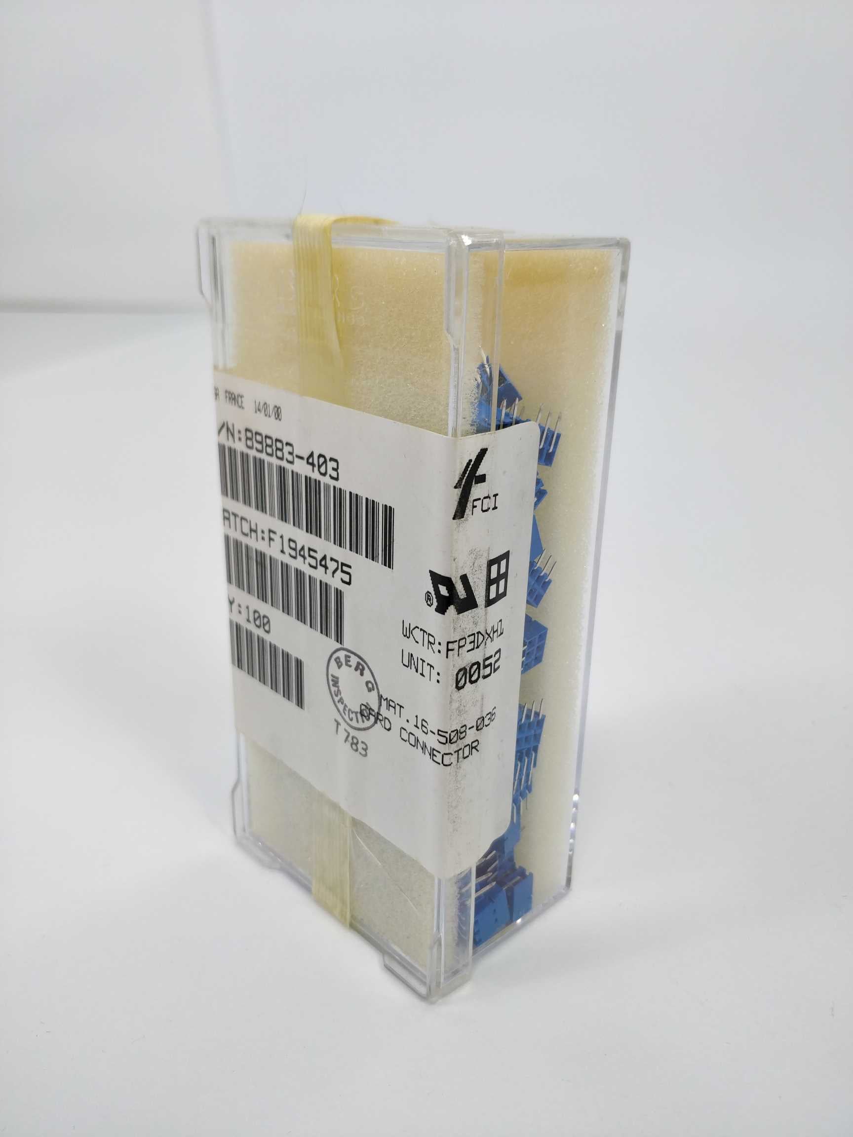 fci-89883-403-16-508-036-card-connector-100pcs_2.jpg FCI 89883-403 16-508-036 card connector 100pcs