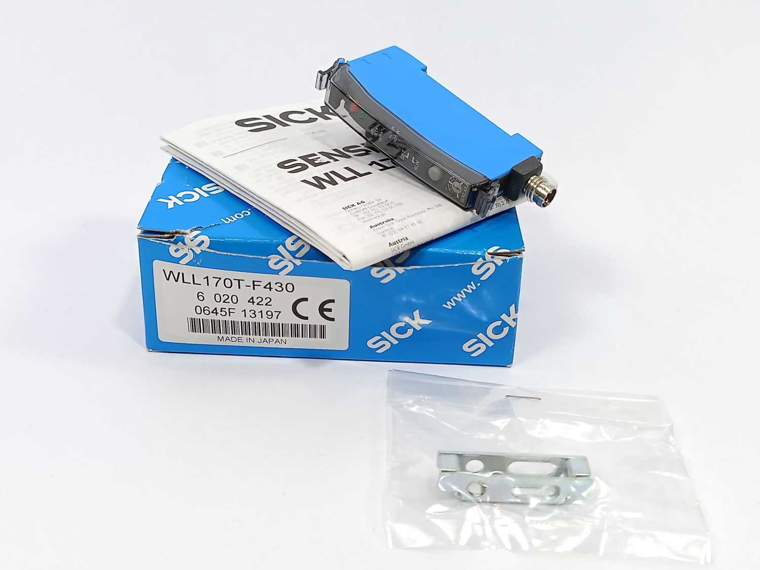 sick-6020422-wll170t-f430-photoelectric-fiber-optic-switch_0.jpg SICK 6020422 WLL170T-F430 Photoelectric fiber-optic switch