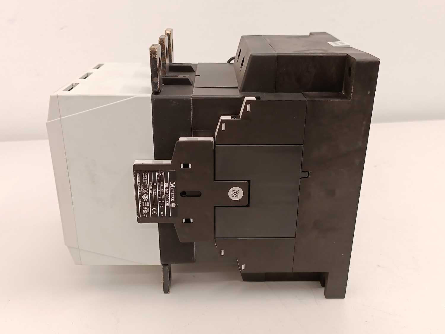 MOELLER DILM225(-S) Contactor w/ 110-250V 40-60Hz DC Coil Online