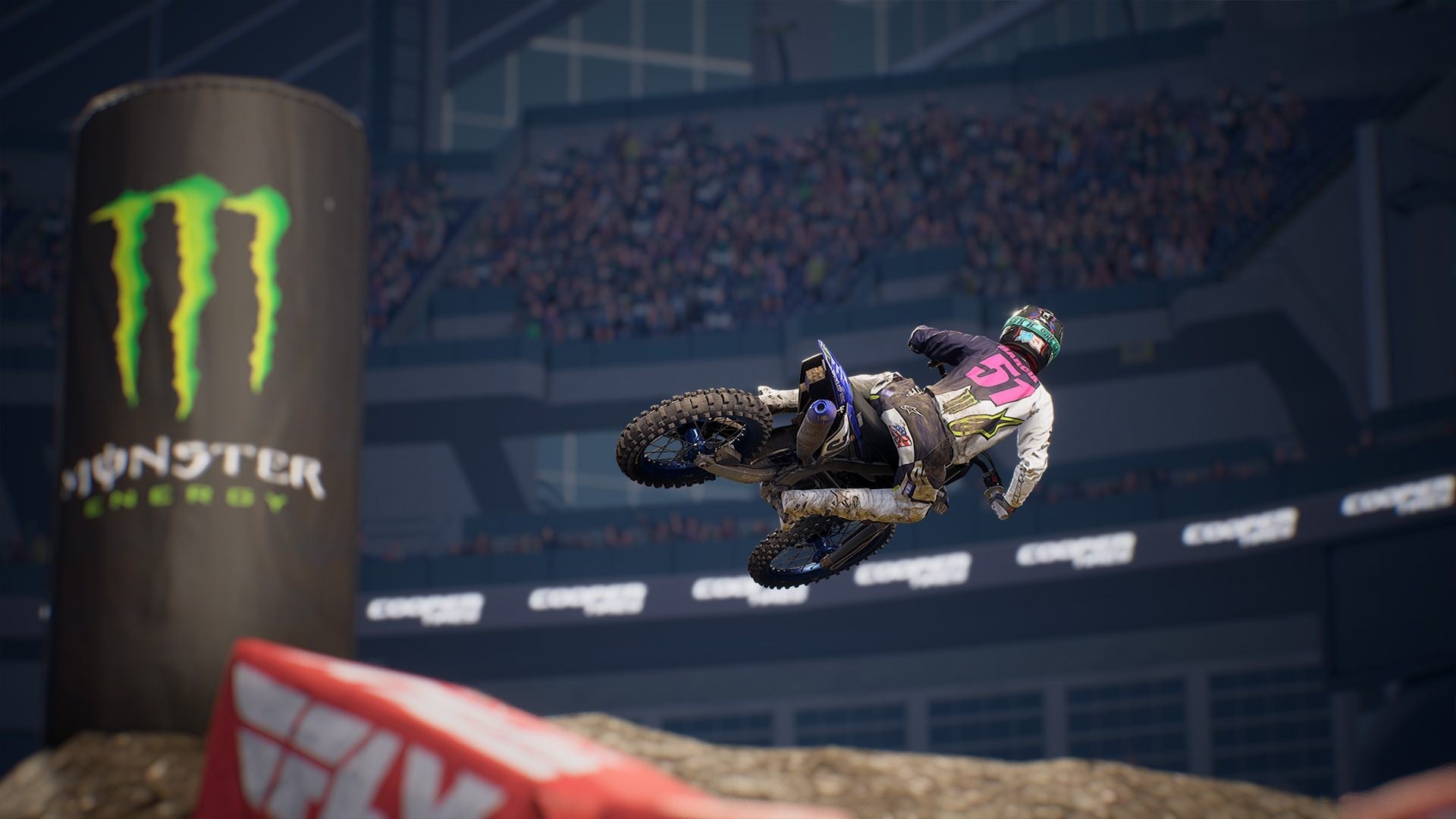 Monster Energy Supercross 4 Xbox Series