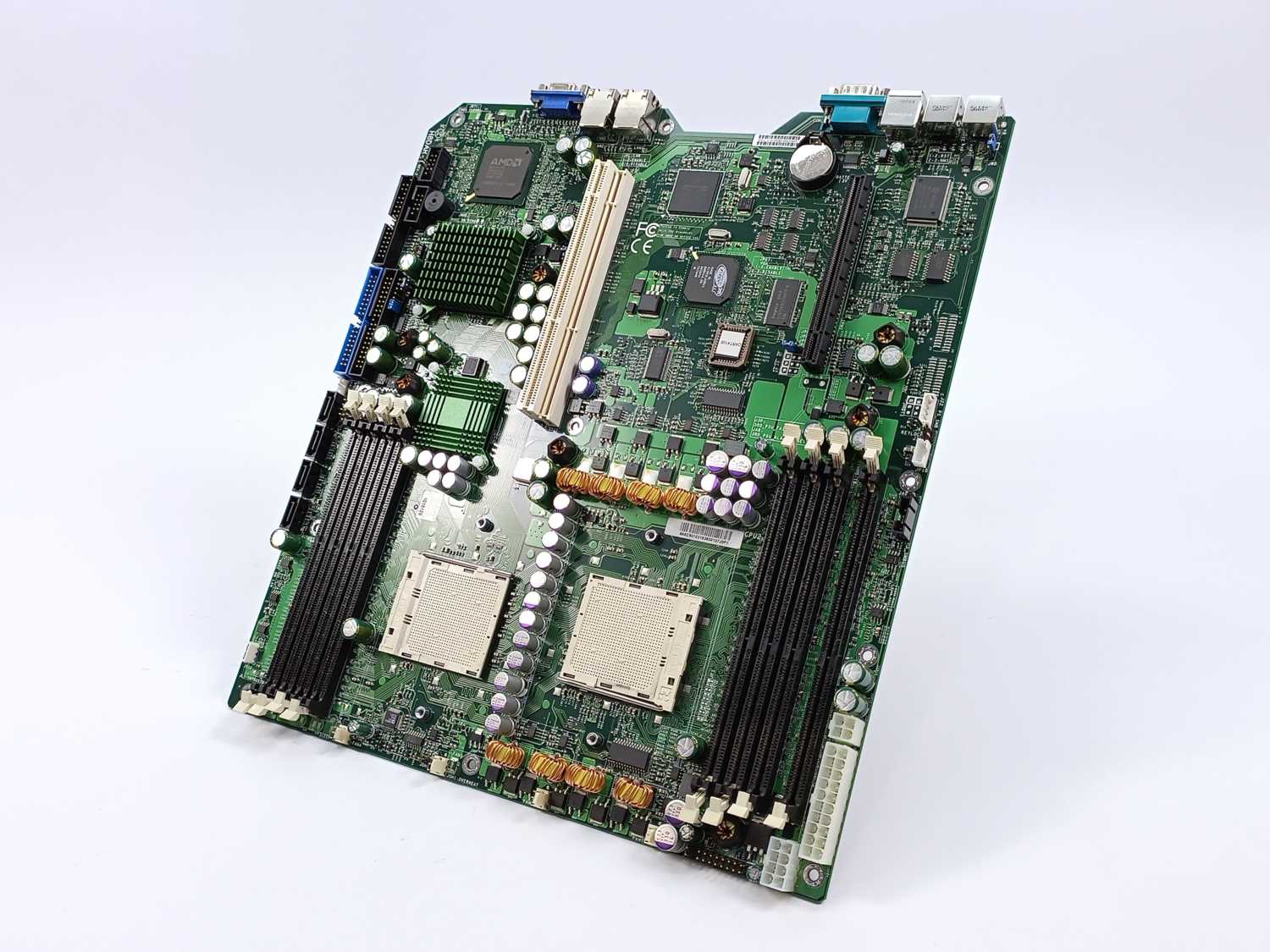 supermicro-h8dar-t-amd-8132-server-motherboard_0.jpg SuperMicro H8DAR-T AMD-8132 Server Motherboard