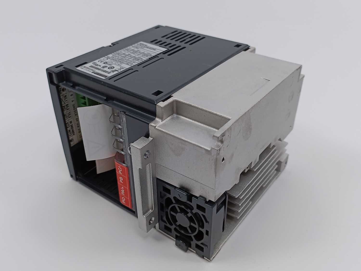 Schneider Electric ATV212HU22N4 AC Variable Speed Drive