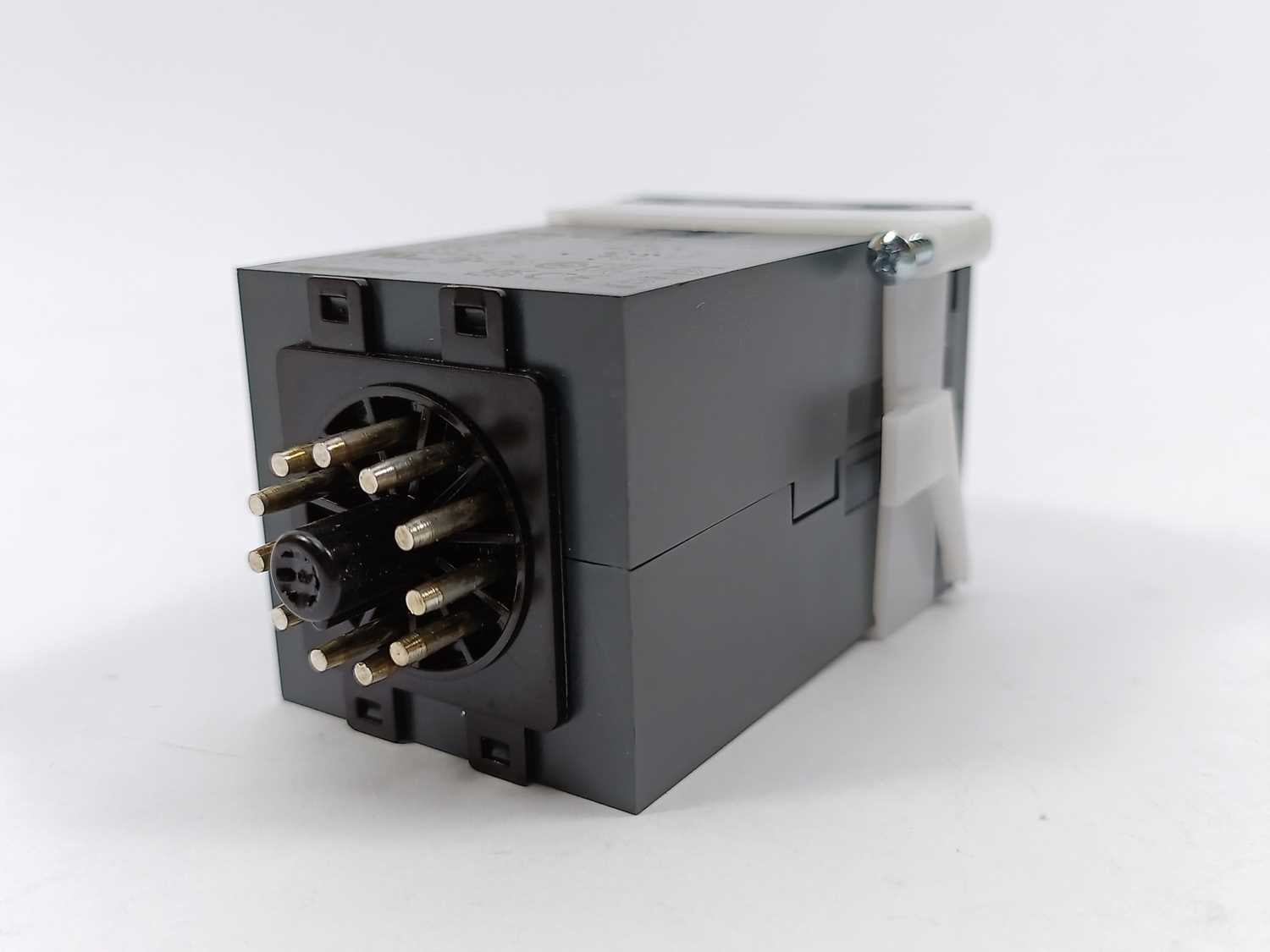 Schneider Electric RE48A CV 12MW Electronic timing relay