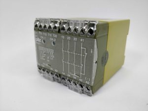 Pilz 475695 PNOZ1 24VDC 3S 1Ö Safety relay