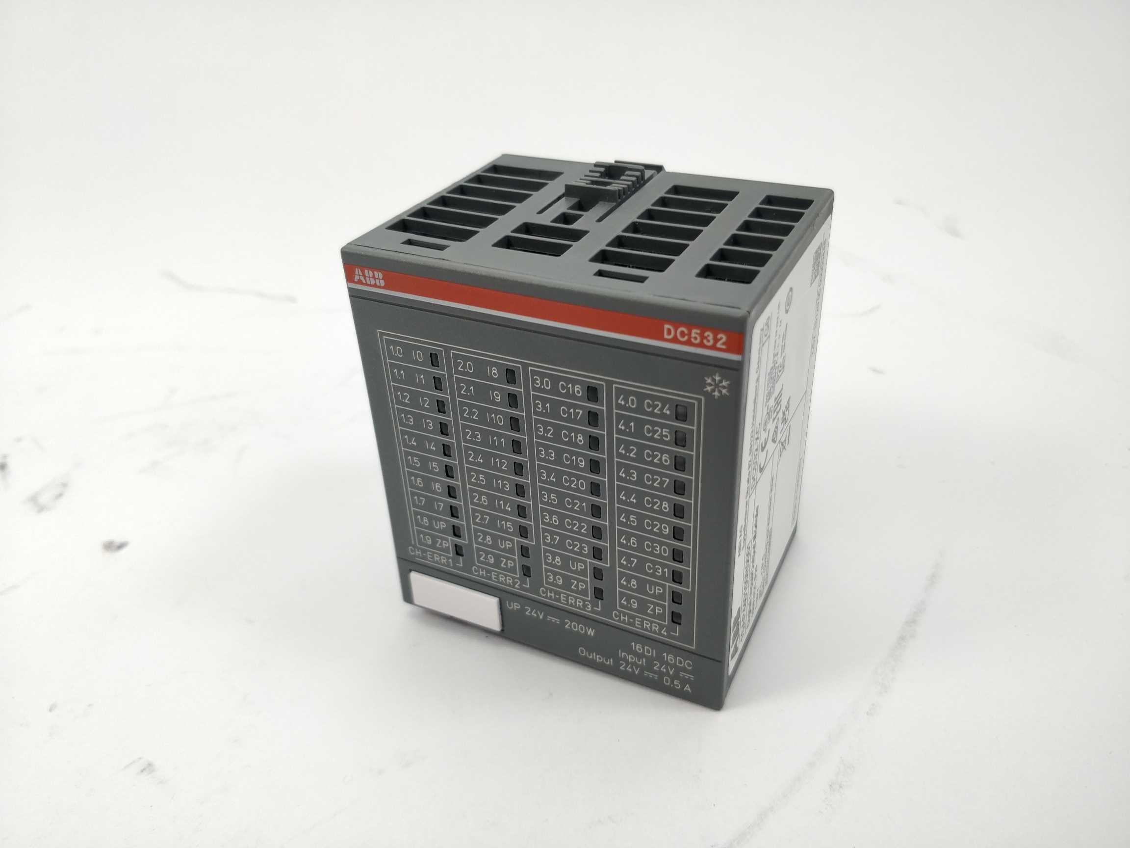 abb-1sap440100r0001-dc532-xc-digital-input-output-module_1.jpg ABB 1SAP440100R0001 DC532-XC, Digital Input/Output Module