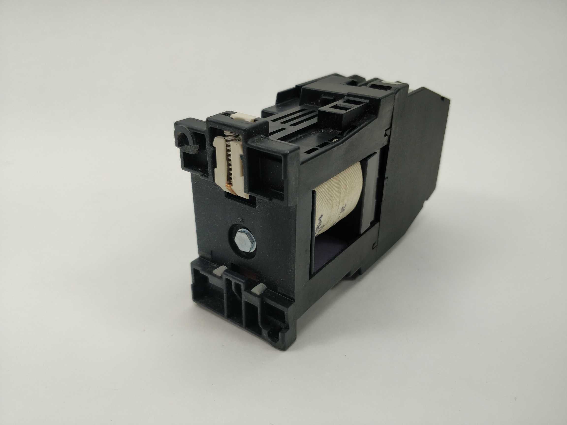 siemens-3tf4022-0bb4-contacter-24vdc_3.jpg Siemens 3TF4022-0BB4 Contacter. 24VDC