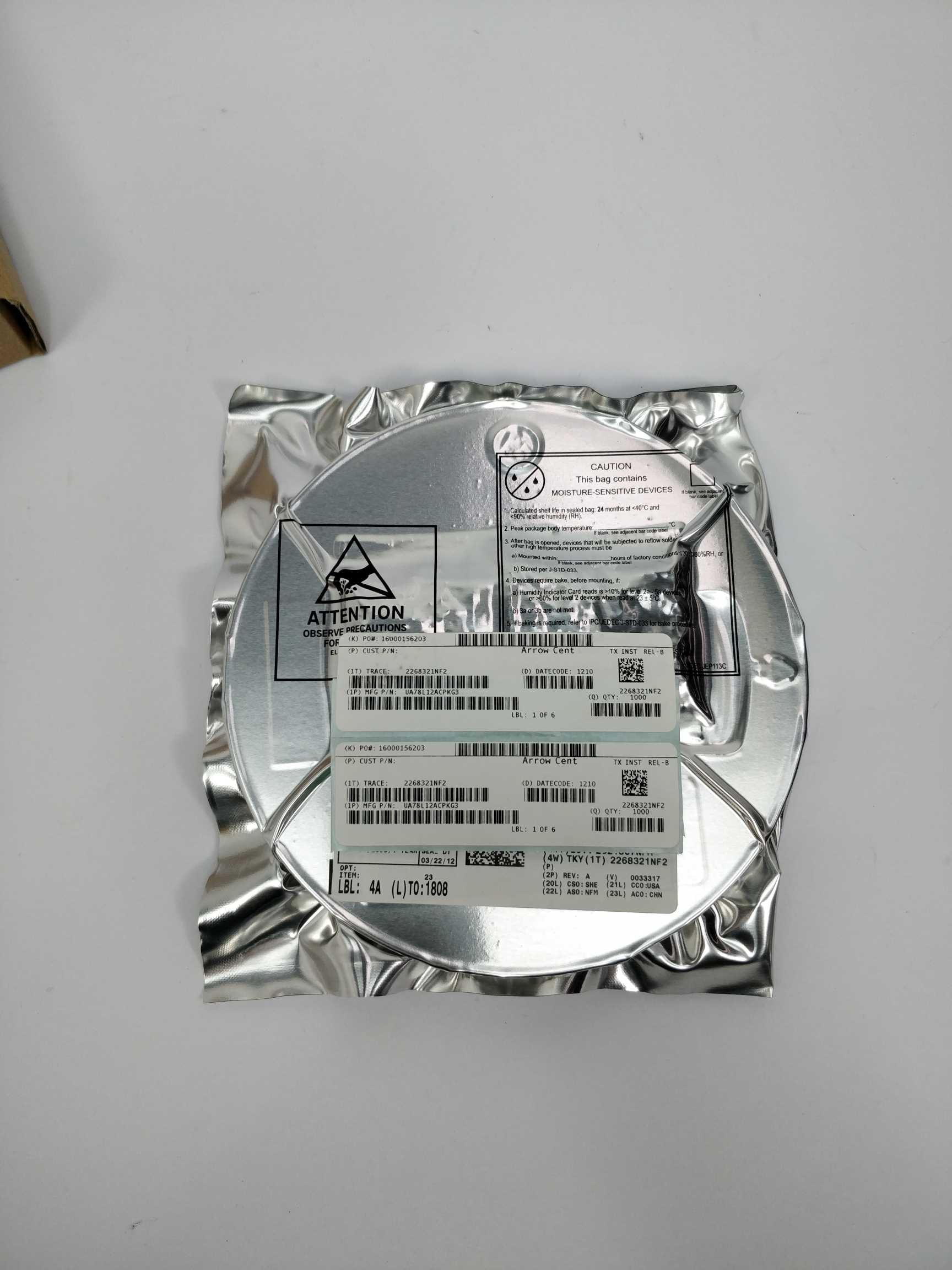 texas-instruments-ua78l12acpkg3-ua78l12acpkg-linear-voltage-regulators-1000pcs_1.jpg Texas Instruments UA78L12ACPKG3 UA78L12ACPKG Linear Voltage Regulators 1000pcs